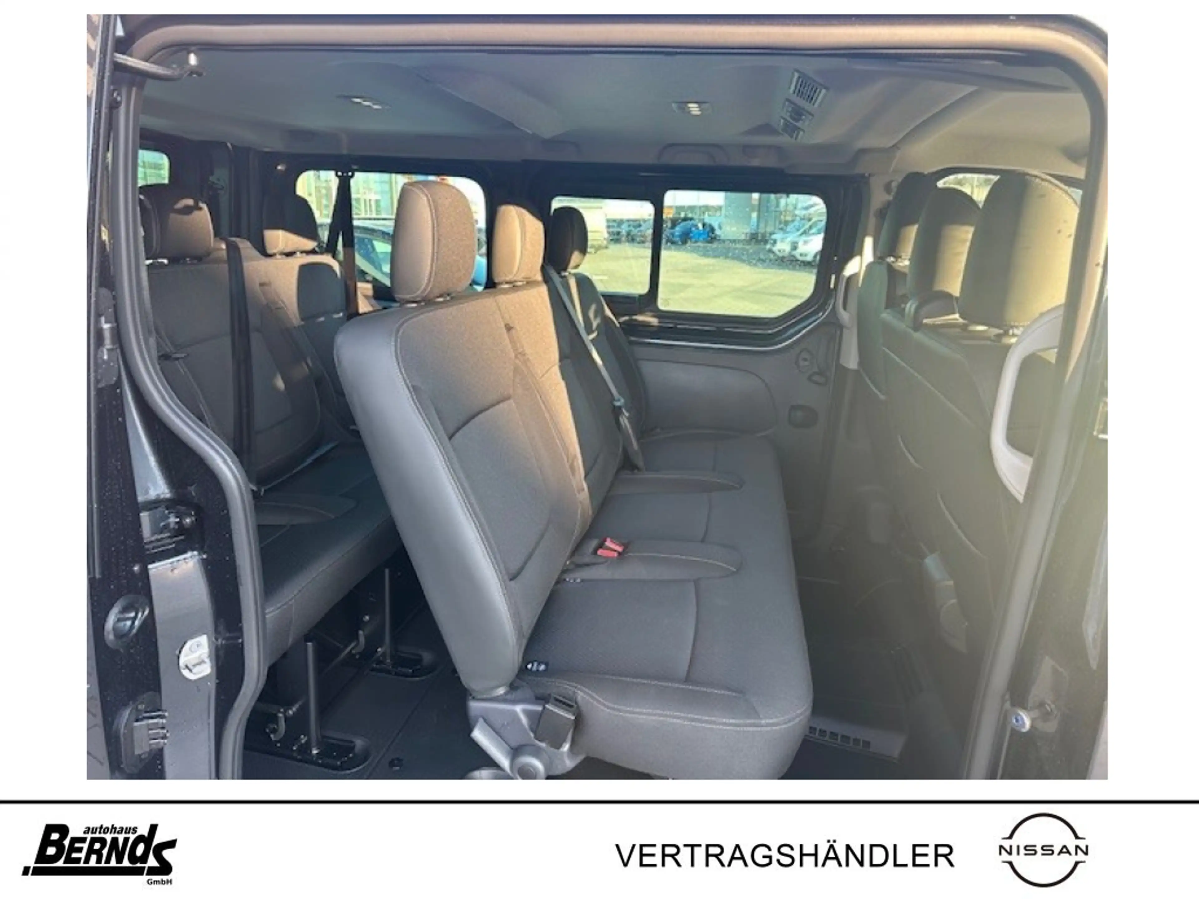 Nissan Primastar L1H1 dCi 150 9-SitzeTekna DESIGN-PAKET HECKKLAPPE — photo 7