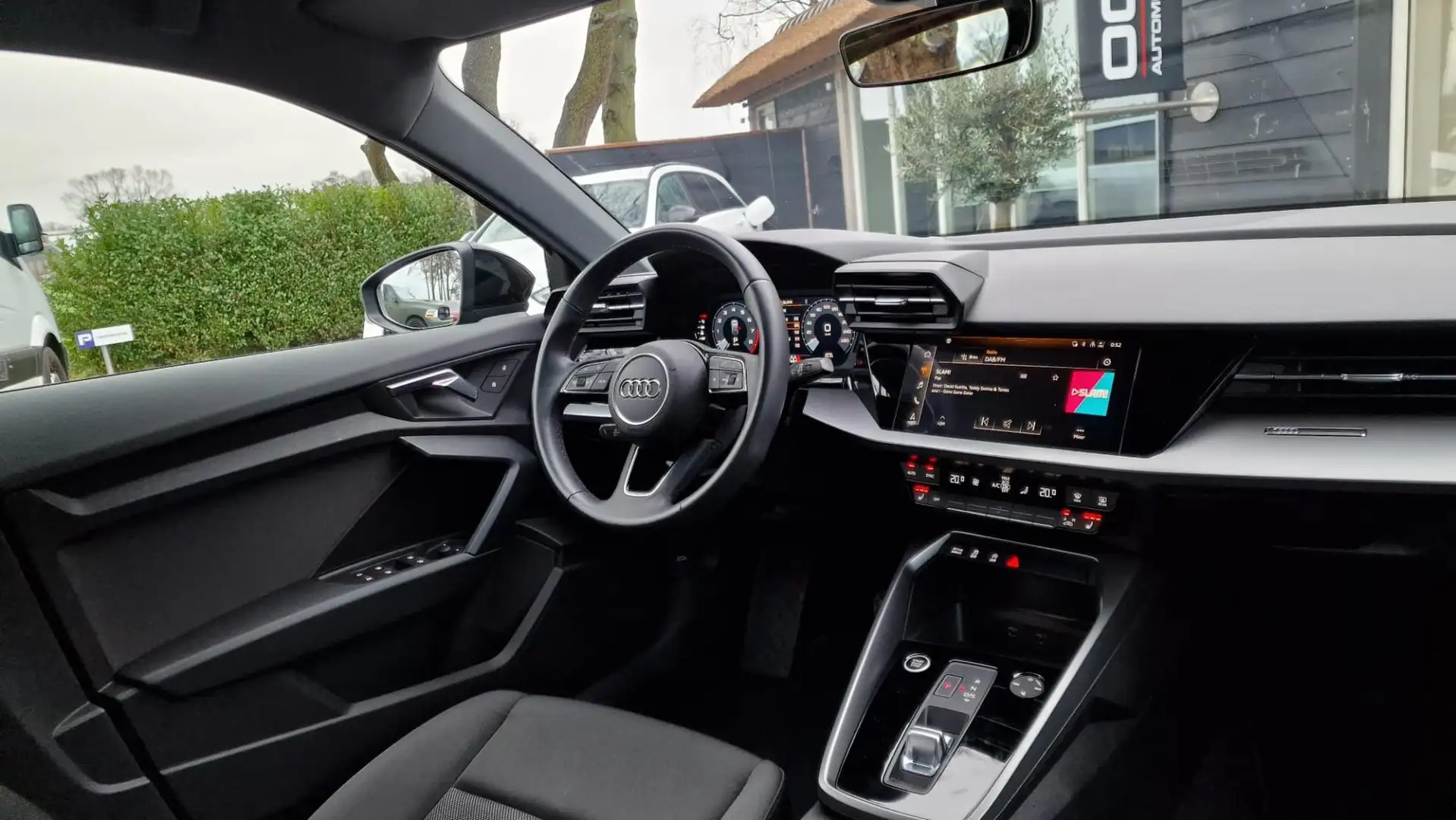 Audi A3 Sportback 30 TFSI Pro Line I Nieuwe Wielen I virtu Negru - 2