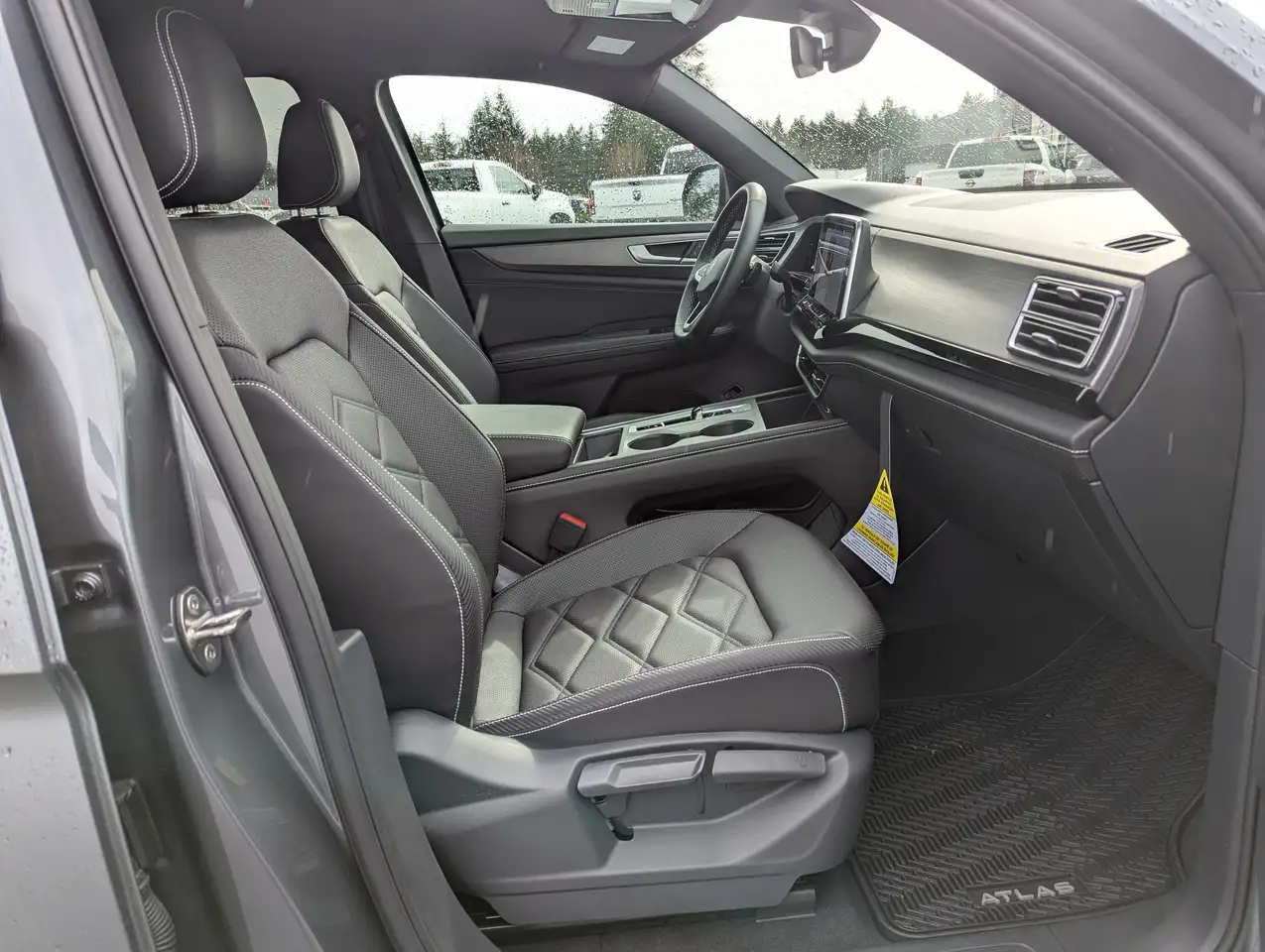 Volkswagen Atlas снимка Volkswagen Atlas
