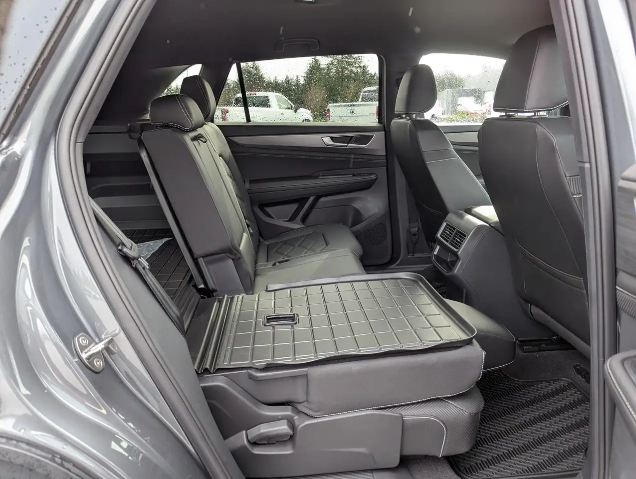Volkswagen Atlas снимка Volkswagen Atlas