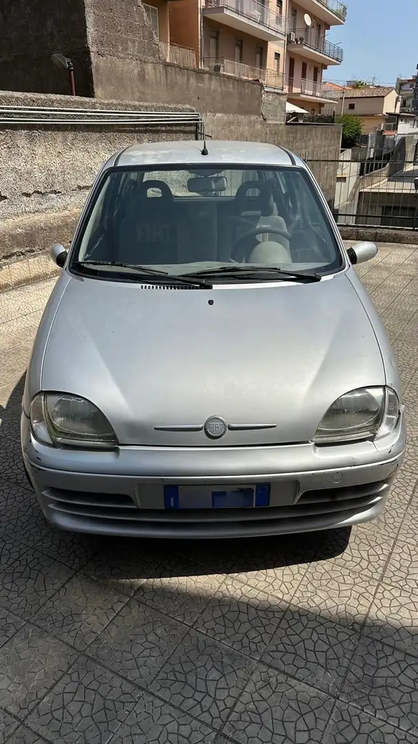 Fiat 600 600 1.1 Srebrny - 1