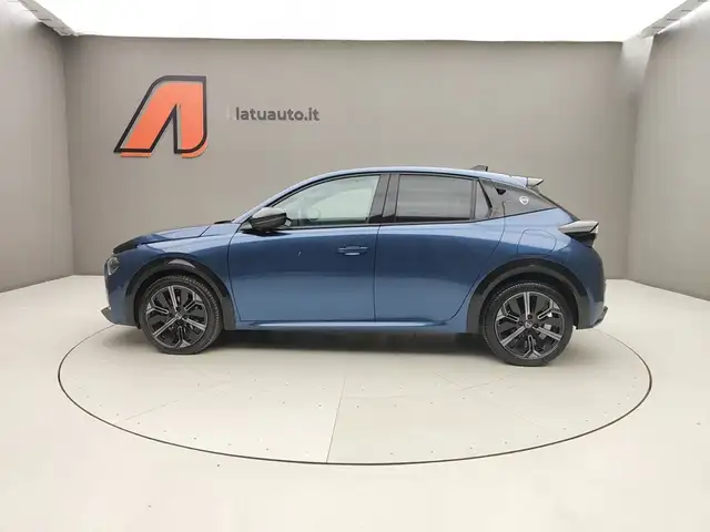 Lancia Ypsilon view 4