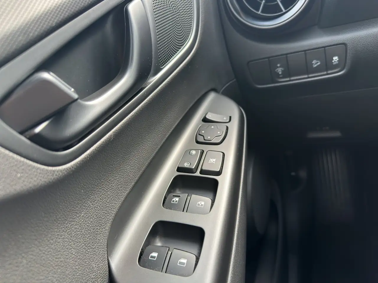 Hyundai KONA fotografie Hyundai KONA