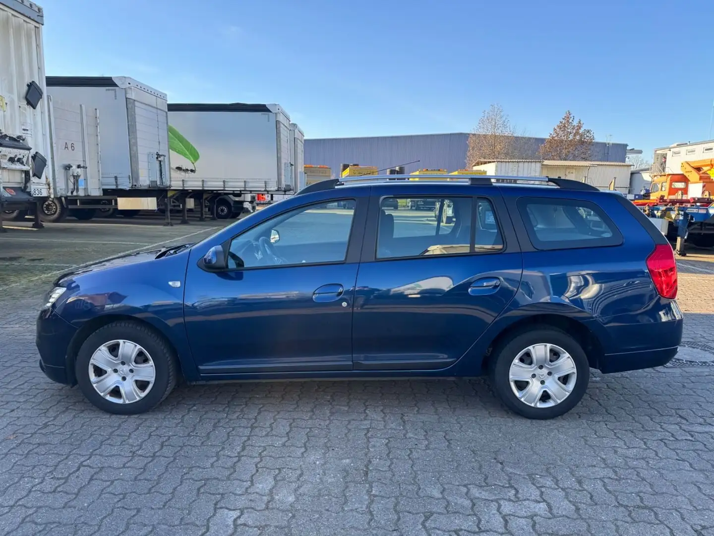 Dacia Logan Logan MCV dCi 90Laureate Blau - 1