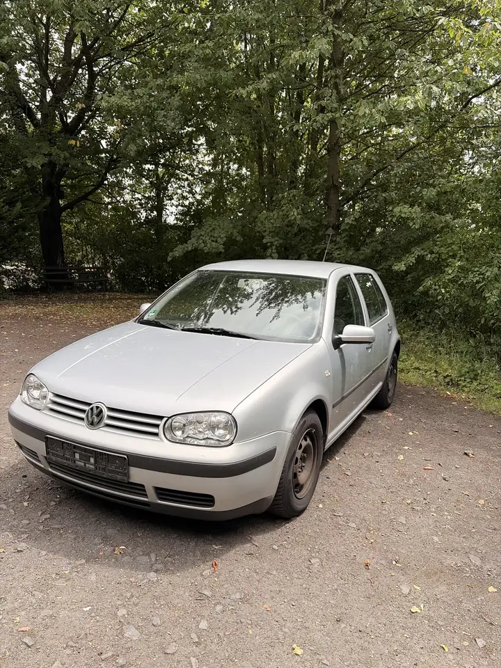 Volkswagen Golf 1.4, foto 1
