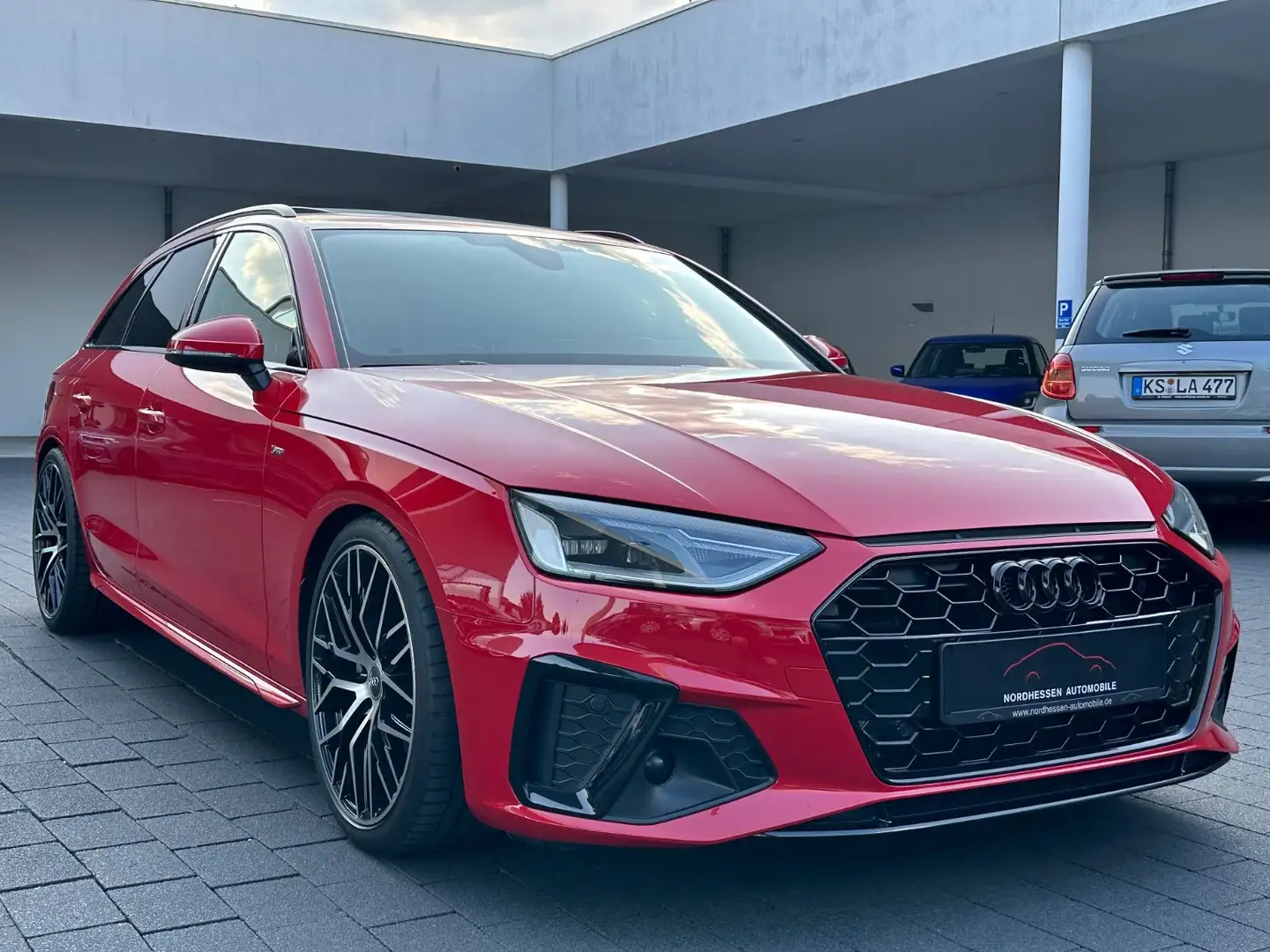 Audi A4 Avant 40 TDI S tronic S line | Panorama Rosso - 2