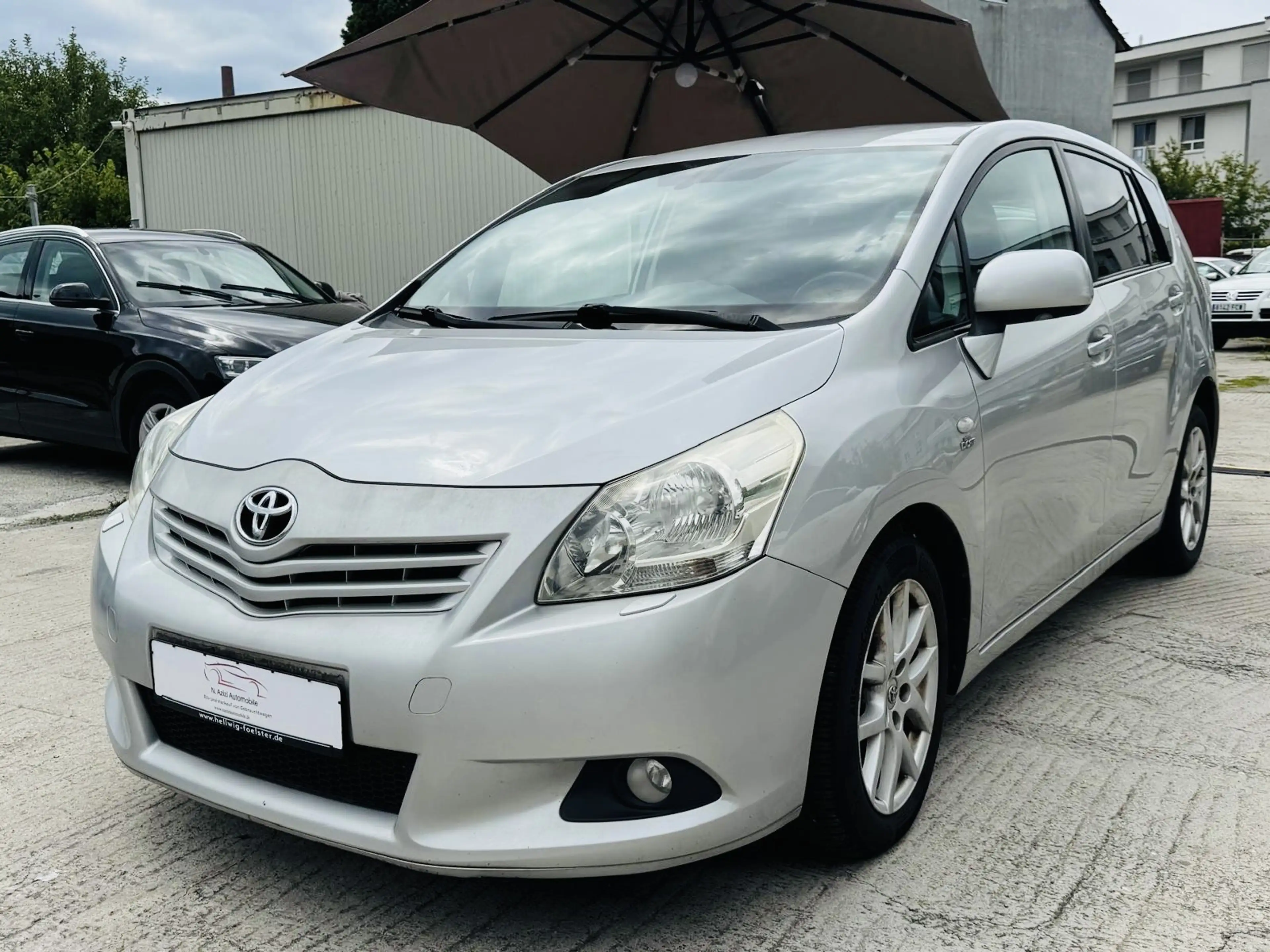 Toyota Verso 2.2 D-4D Executive 7-Sitzer Automatik — photo 4
