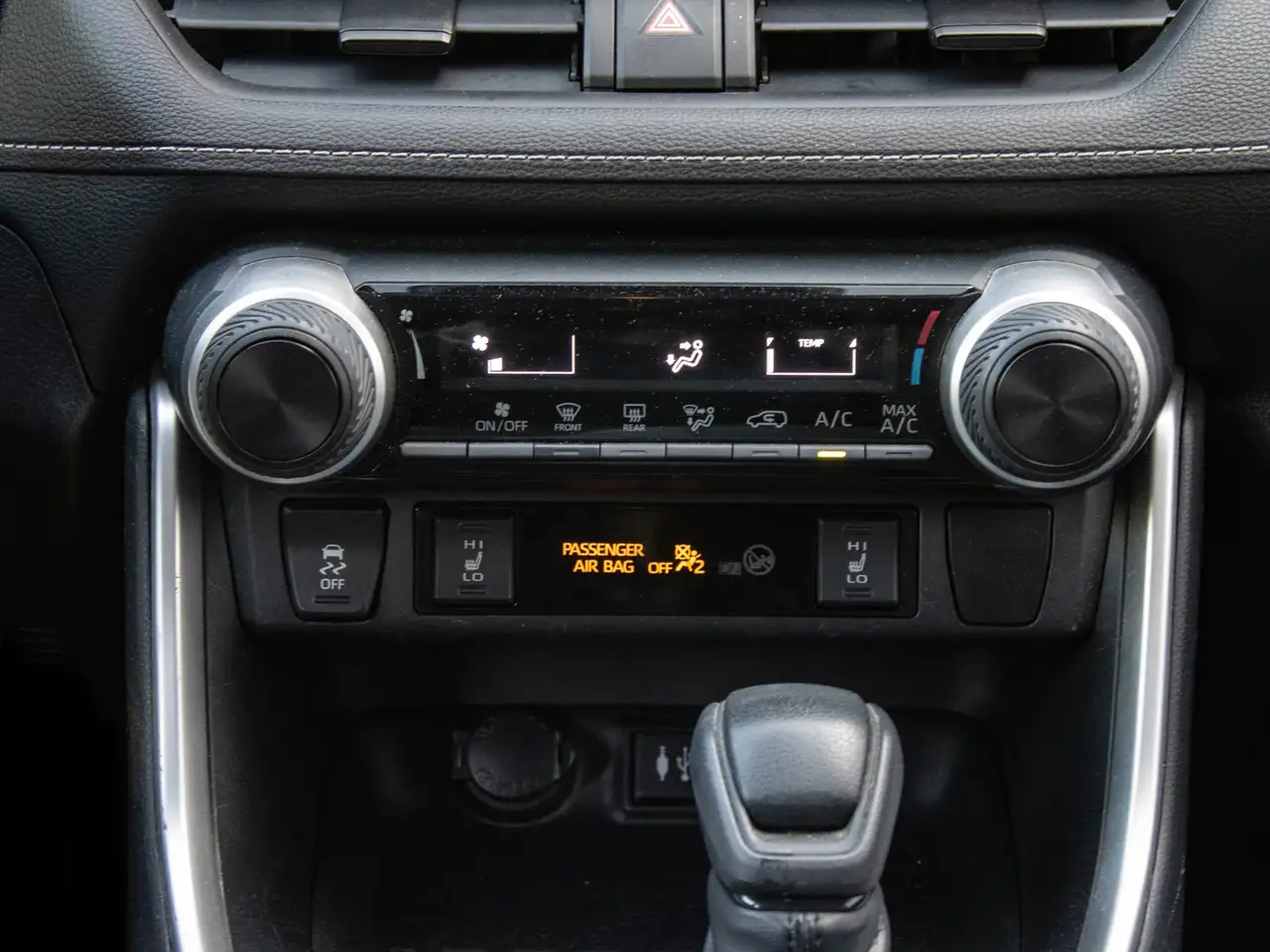 Toyota RAV 4 photo Toyota RAV 4