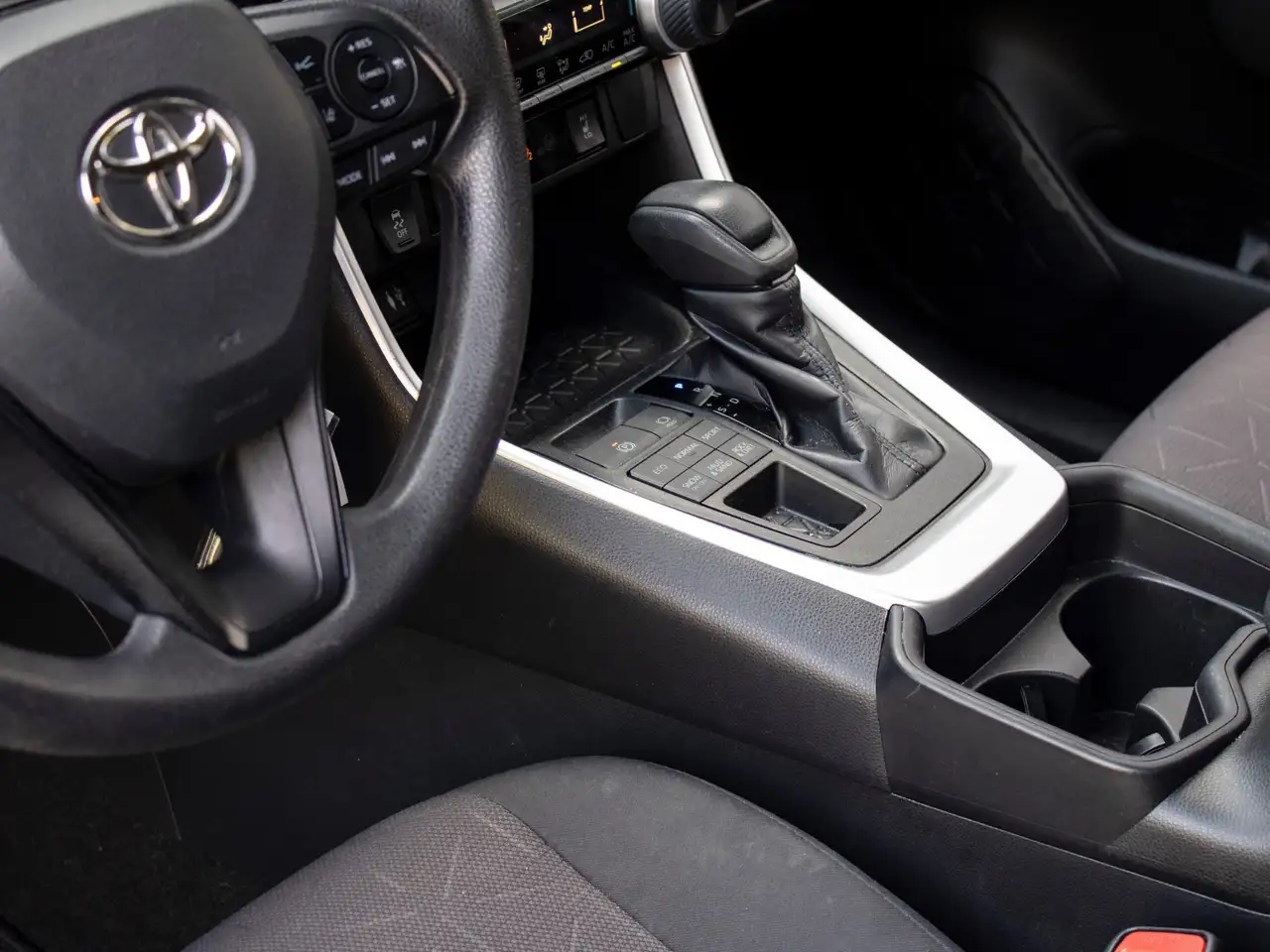 Toyota RAV 4 photo Toyota RAV 4