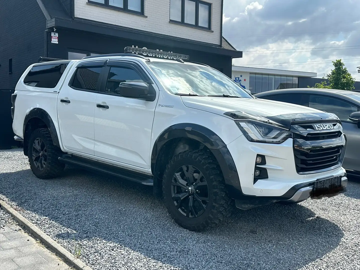 Isuzu D-Max 1.9 Turbo D 4WD V-Cross *FABR GARANTIE*1ste Eig* Blanco - 1