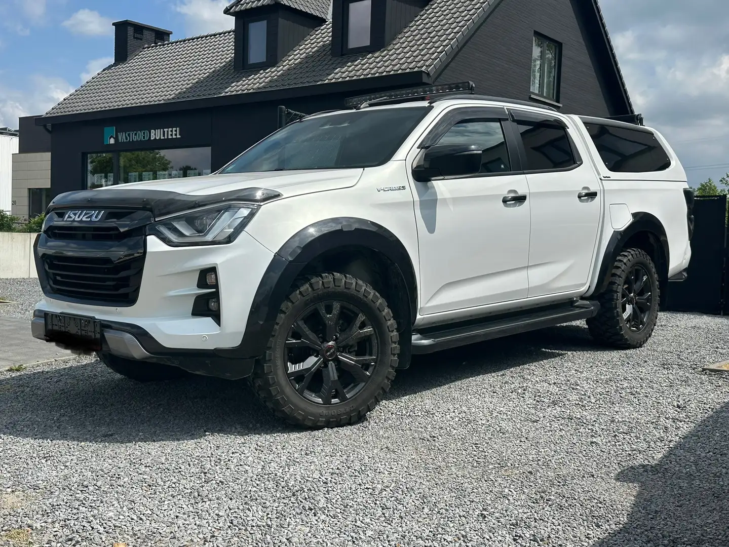 Isuzu D-Max 1.9 Turbo D 4WD V-Cross *FABR GARANTIE*1ste Eig* Blanco - 2