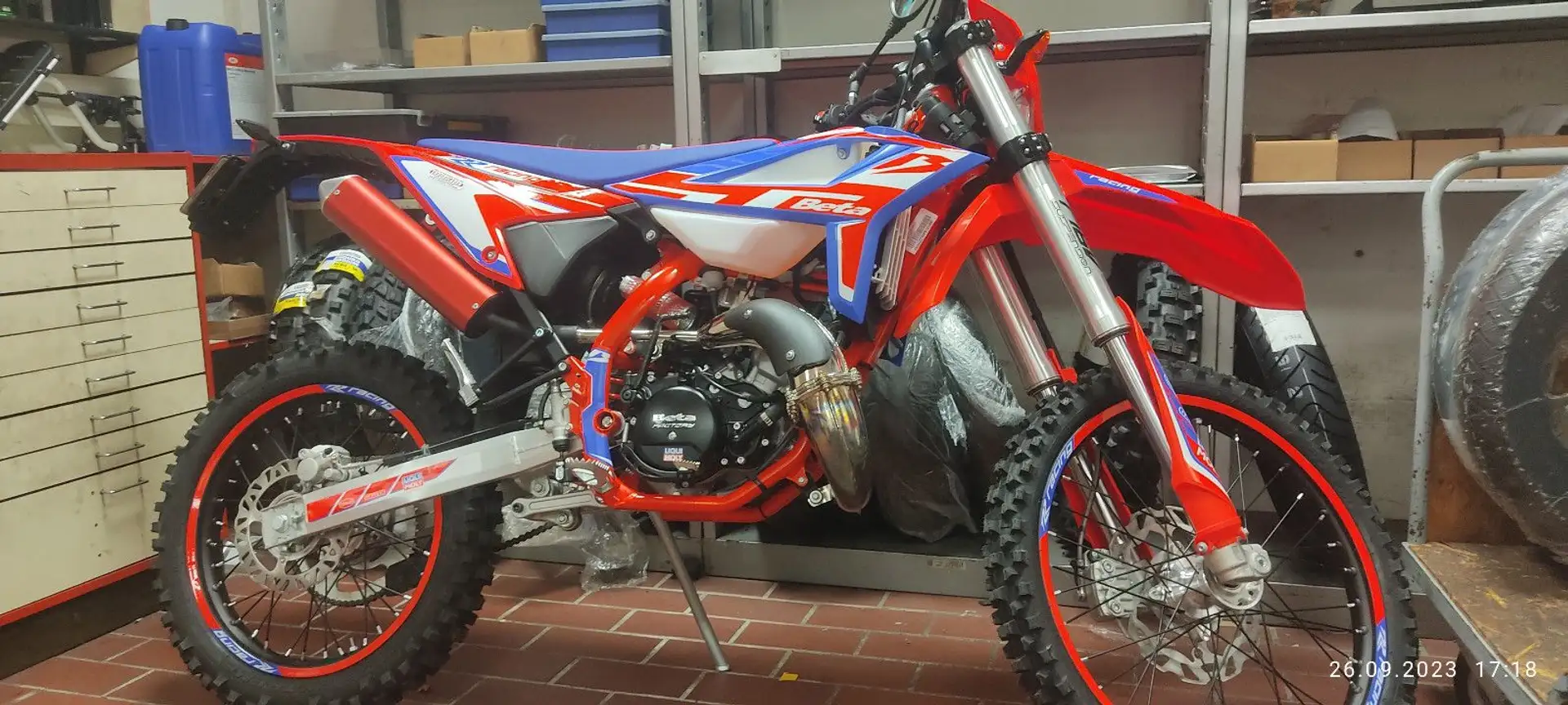 Beta RR 50 Factory Racing Enduro Neufahrzeug Aussstell Roşu - 1