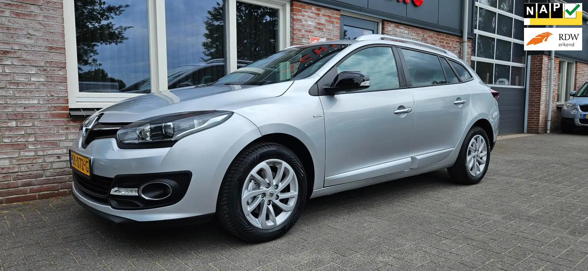 Renault Megane Estate 1.2 TCe Limited Trekhaak! Airco/Clima! Crui Gris - 1