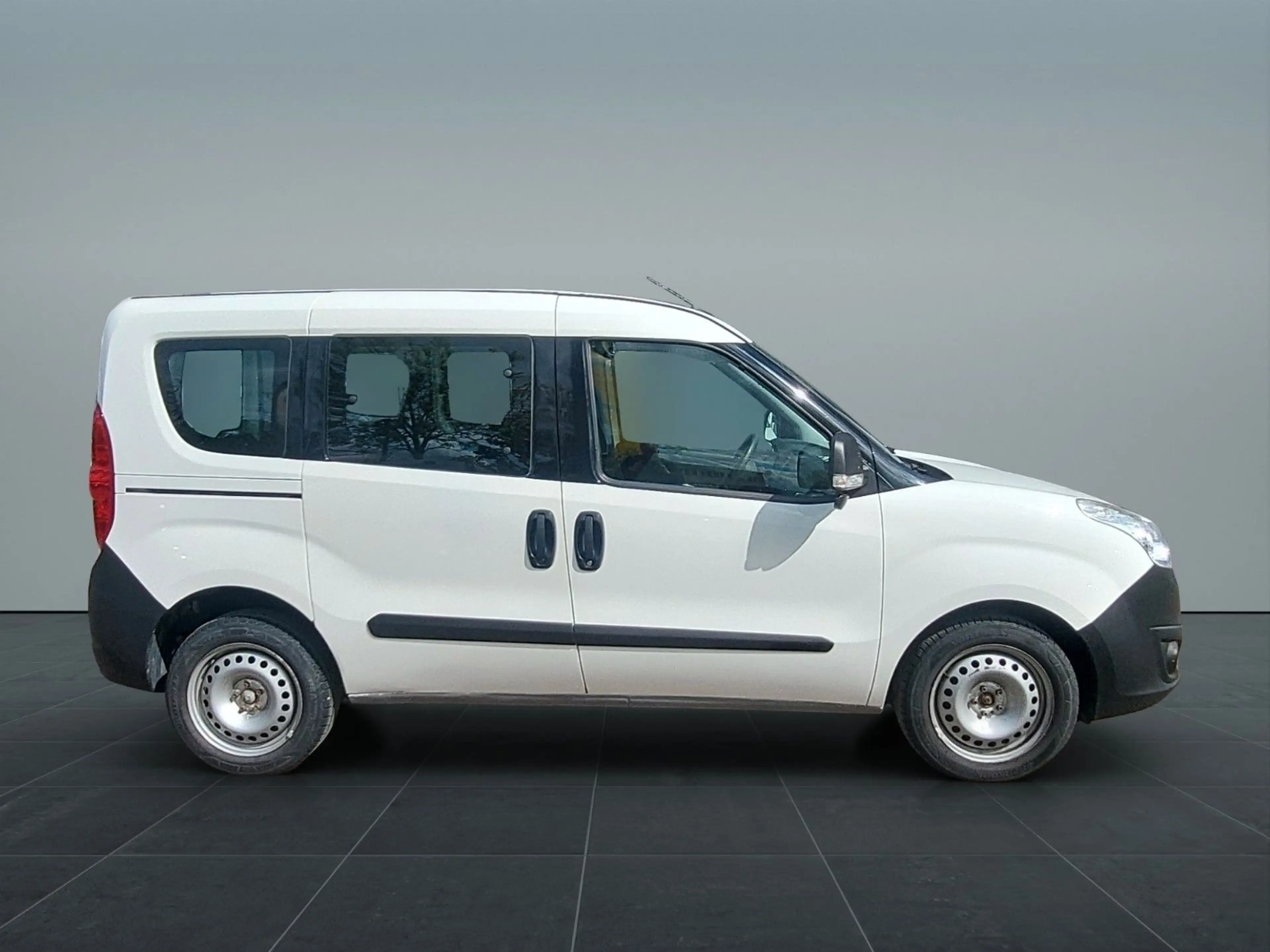 Opel Combo Life Combo D "Selection" L1H1 Garantie/Scheckheft — photo 8