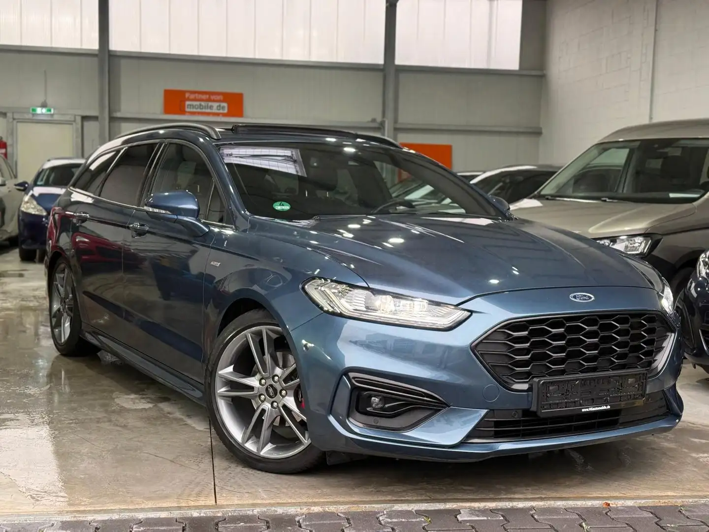 Ford Mondeo Turnier ST-Line Pano Kamera Bleu - 2