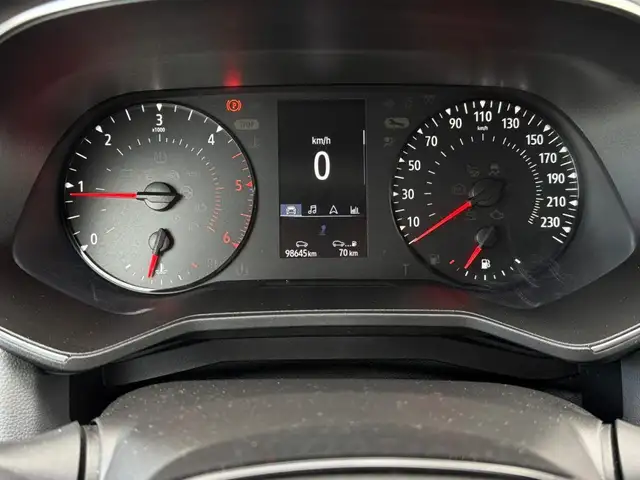 Renault Clio view 11