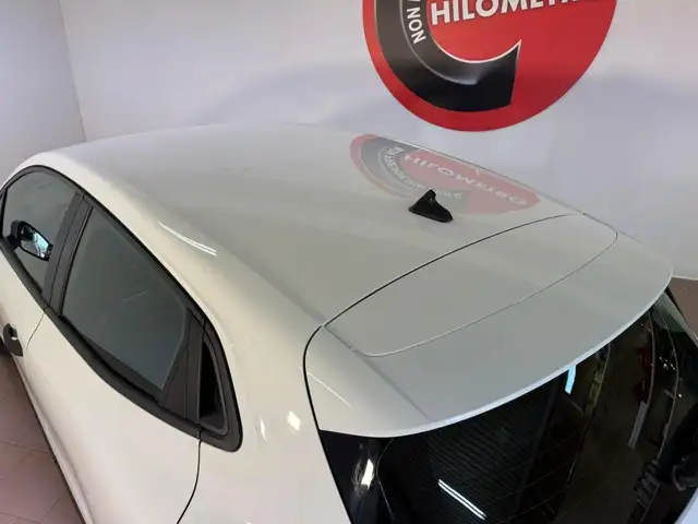 Renault Clio view 15