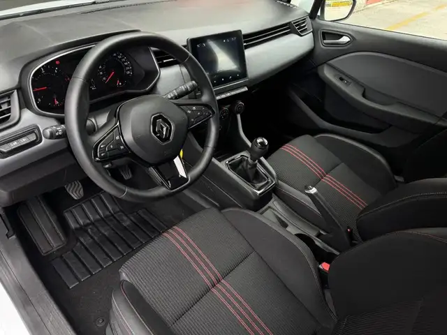 Renault Clio view 5