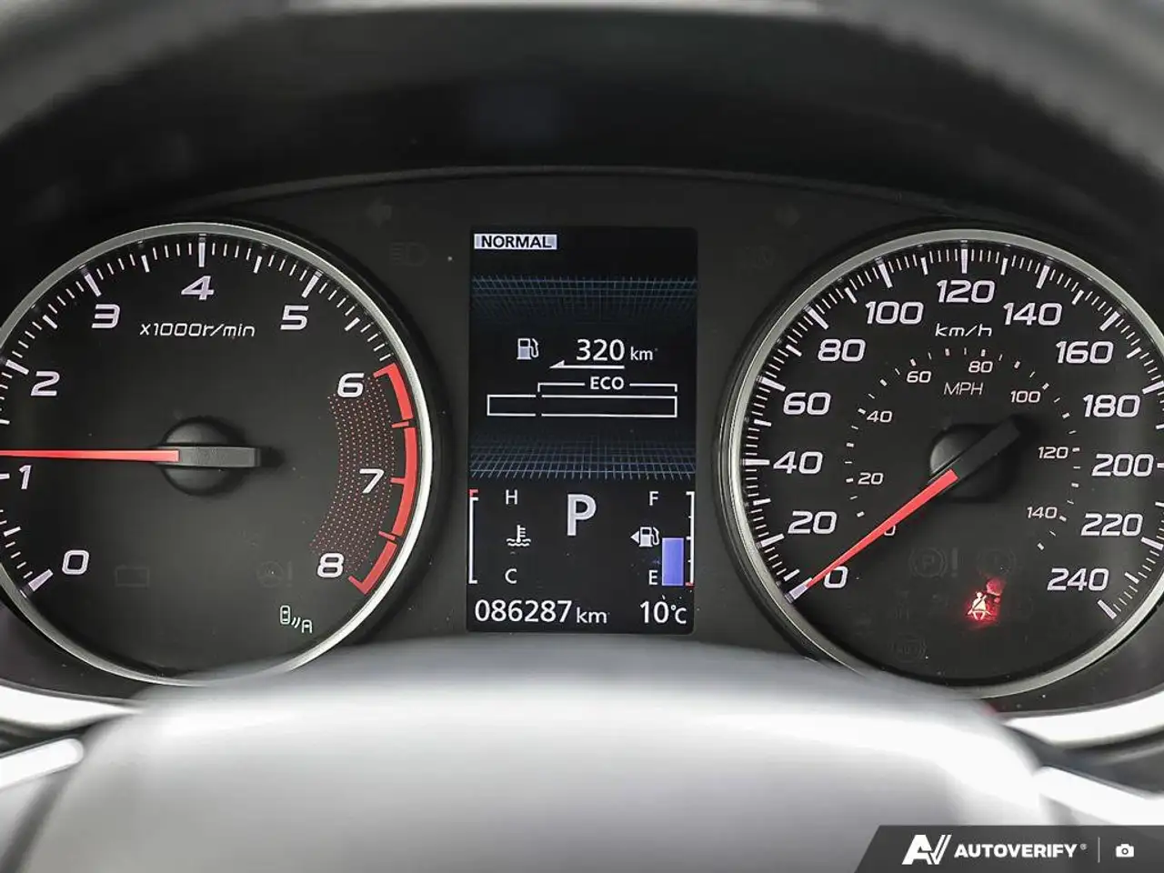 Mitsubishi Eclipse Cross снимка Mitsubishi Eclipse Cross