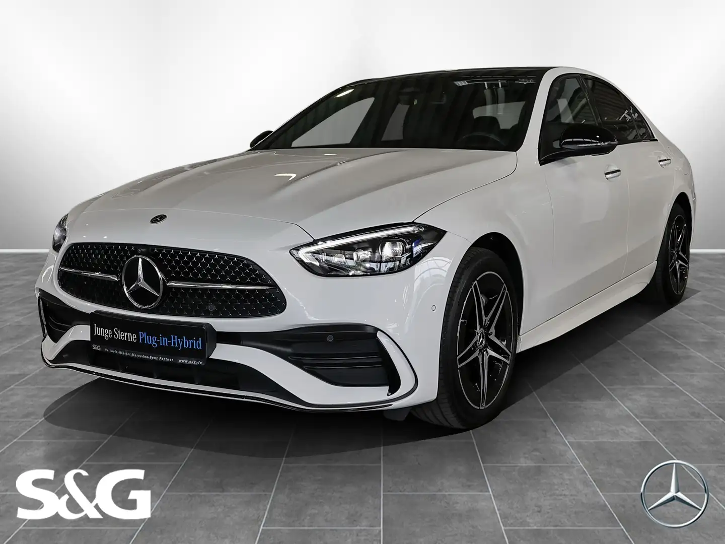 Mercedes-Benz C 300 e AMG Totwink+360°+Distro+Pano+MBUX Weiß - 1