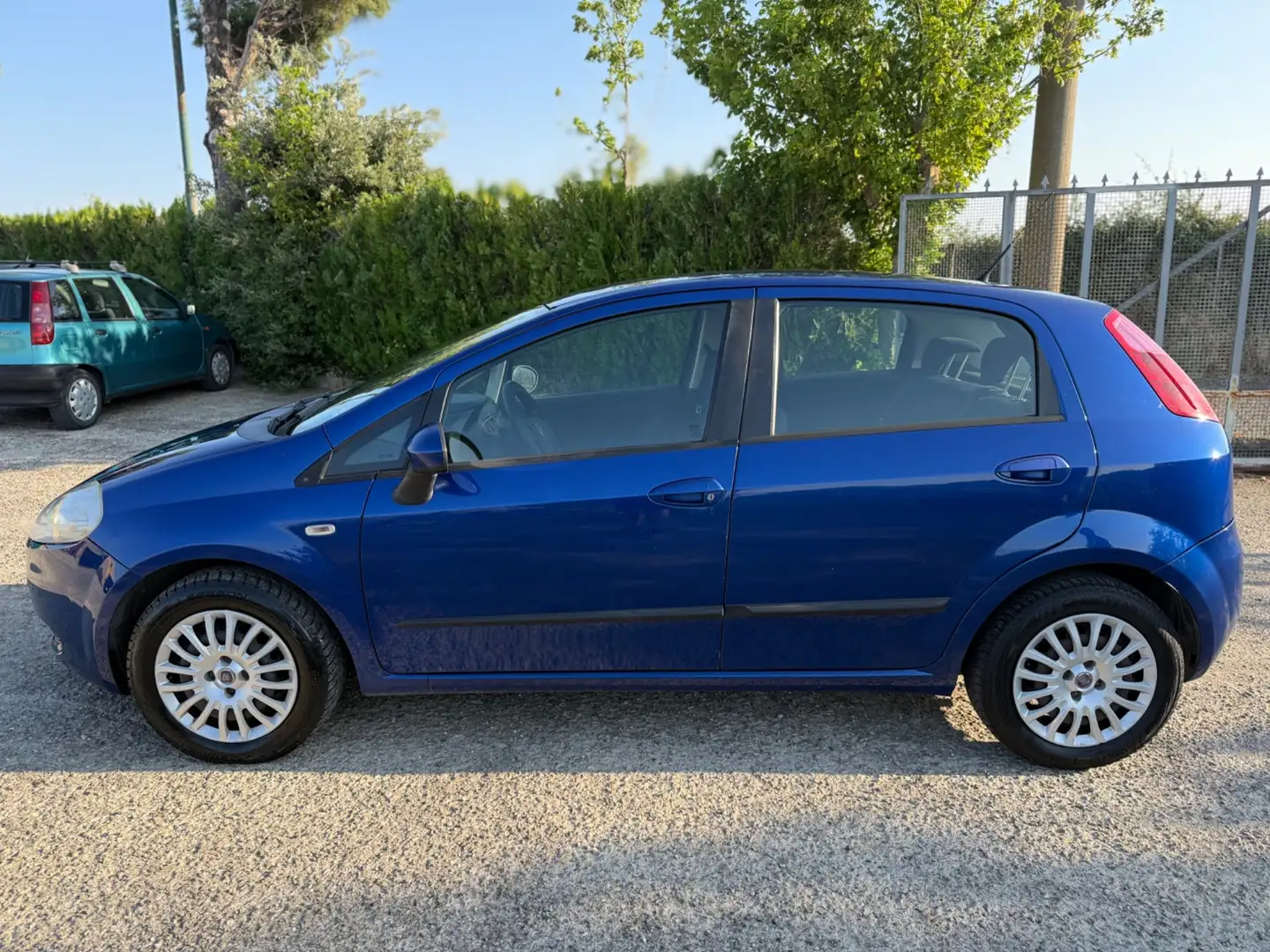 Fiat Grande Punto 1.3 MJT 90 cv 6 marce Bleu - 2