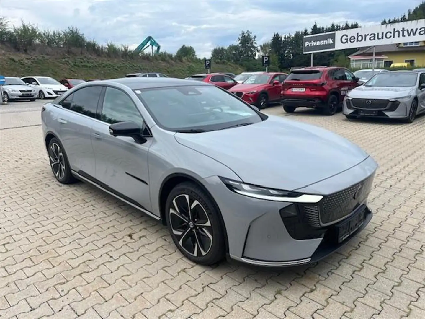 Mazda 6e 68,8kWh SR Takumi Jahreswagen inkl. Winterräder Grau - 2