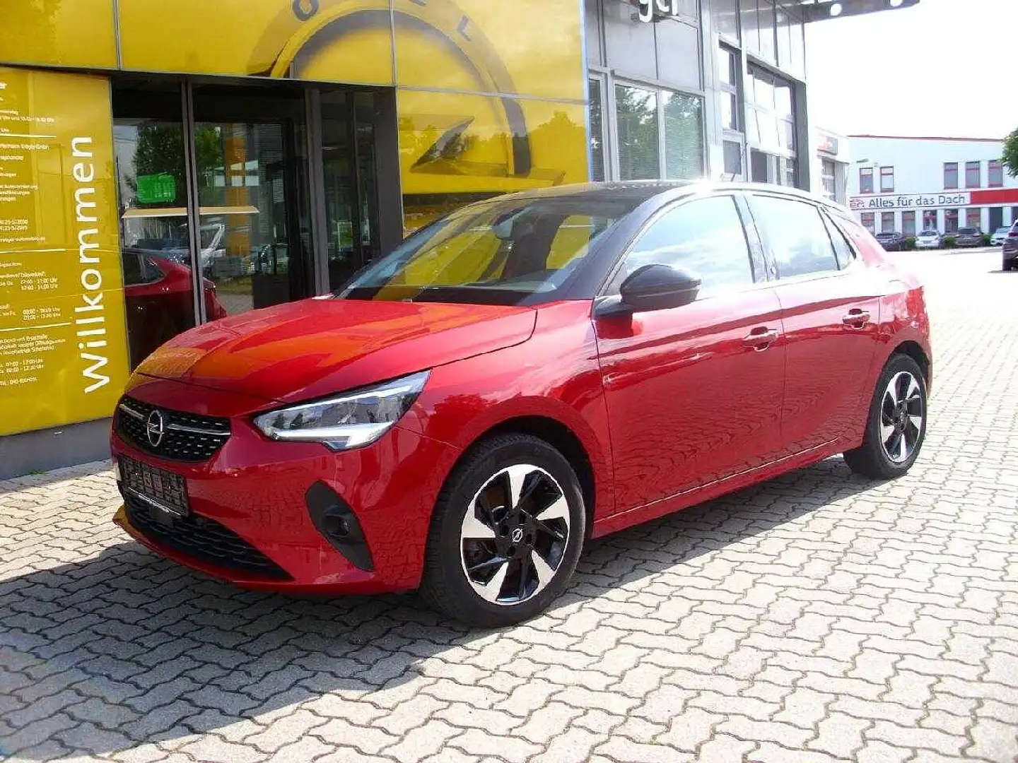 Opel Corsa F e Elegance Rot - 1