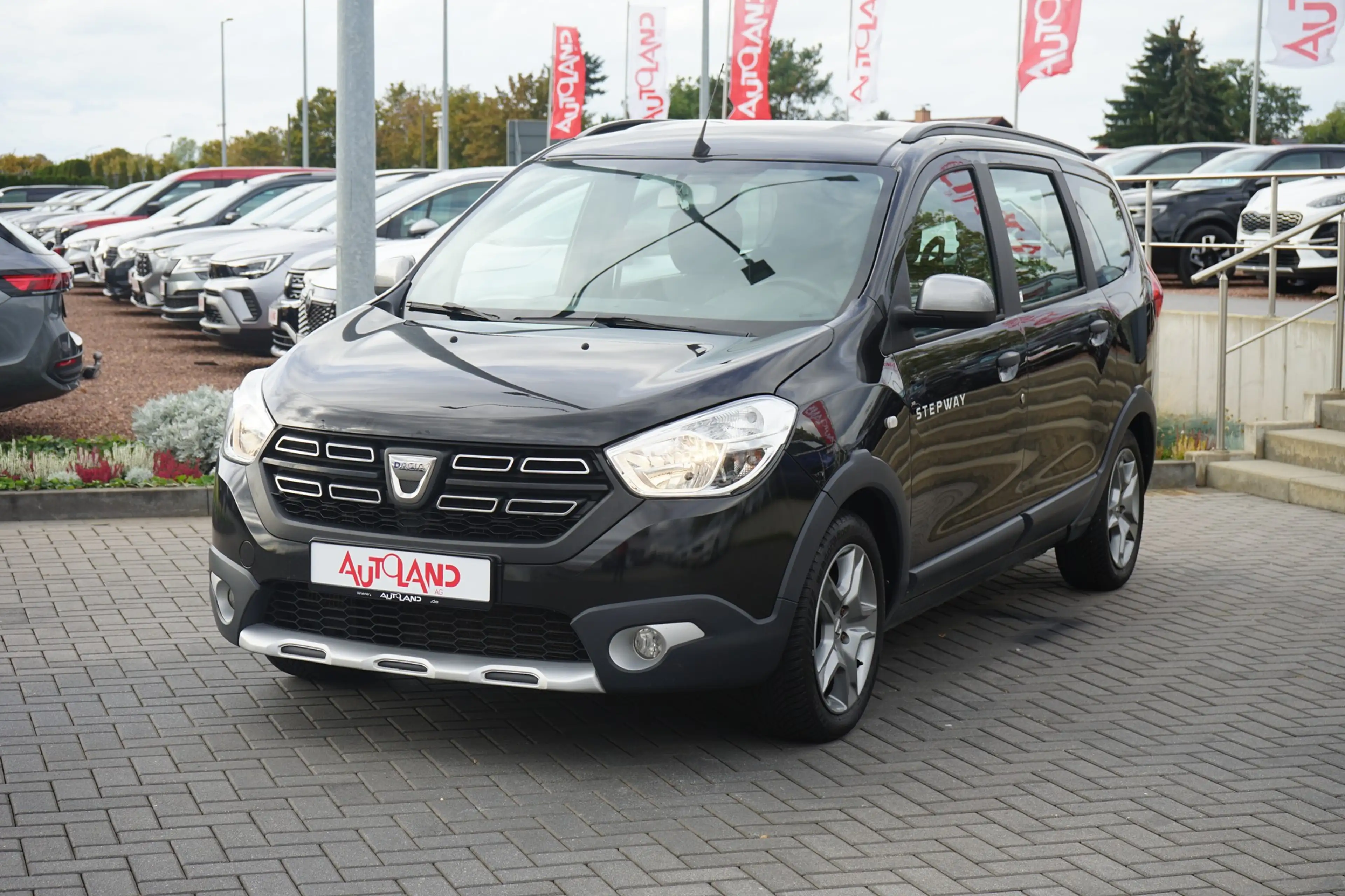 Dacia Lodgy 1.3 TCE Navi Tempomat Sitzheizung Kamera — photo 2