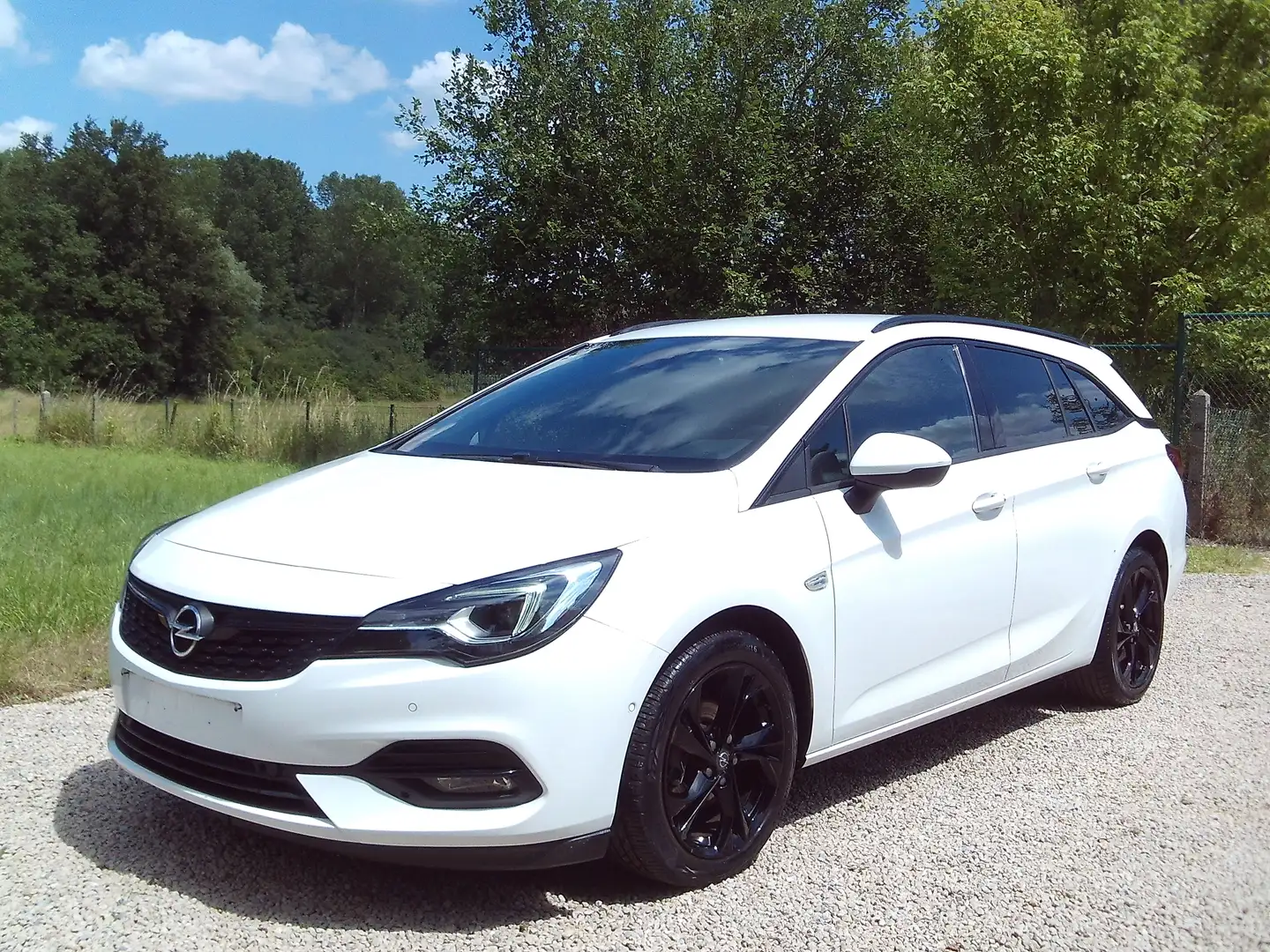 Opel Astra Break Benzine 88dkm Camera 17"Alu Alcantara nw 21 Blanc - 2