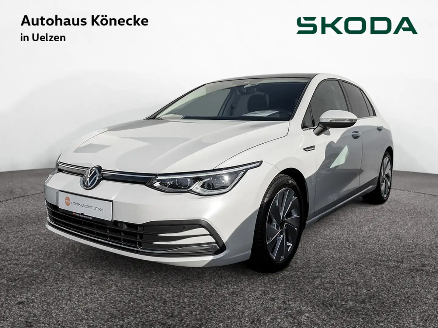 Volkswagen Golf VIII 1.5 eTSI Style DSG NAVI PANO MATRIX Weiß - 1