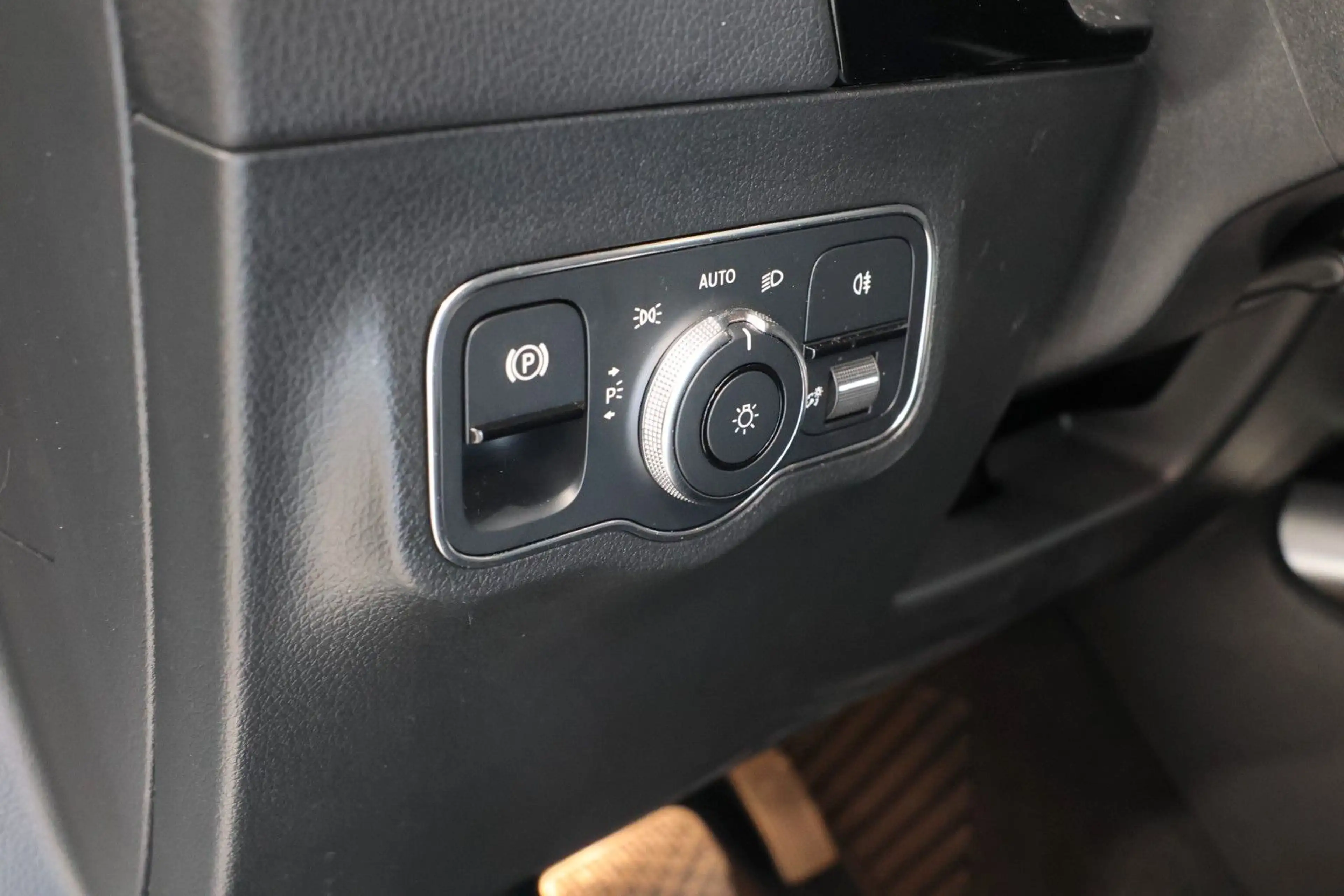 Mercedes-Benz B 220 *Progressive*Komfort*Standhzg* — photo 11