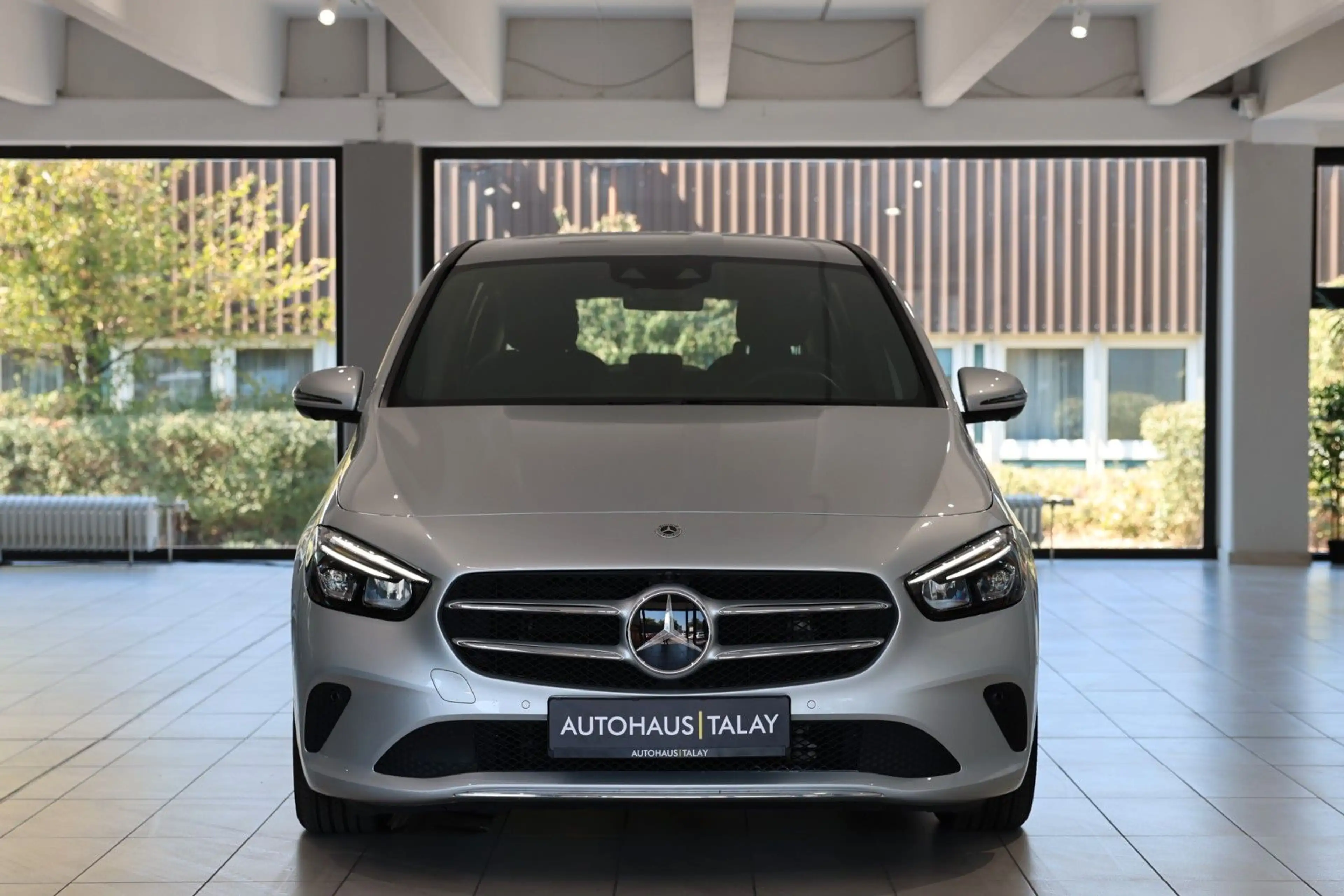 Mercedes-Benz B 220 *Progressive*Komfort*Standhzg* — photo 2