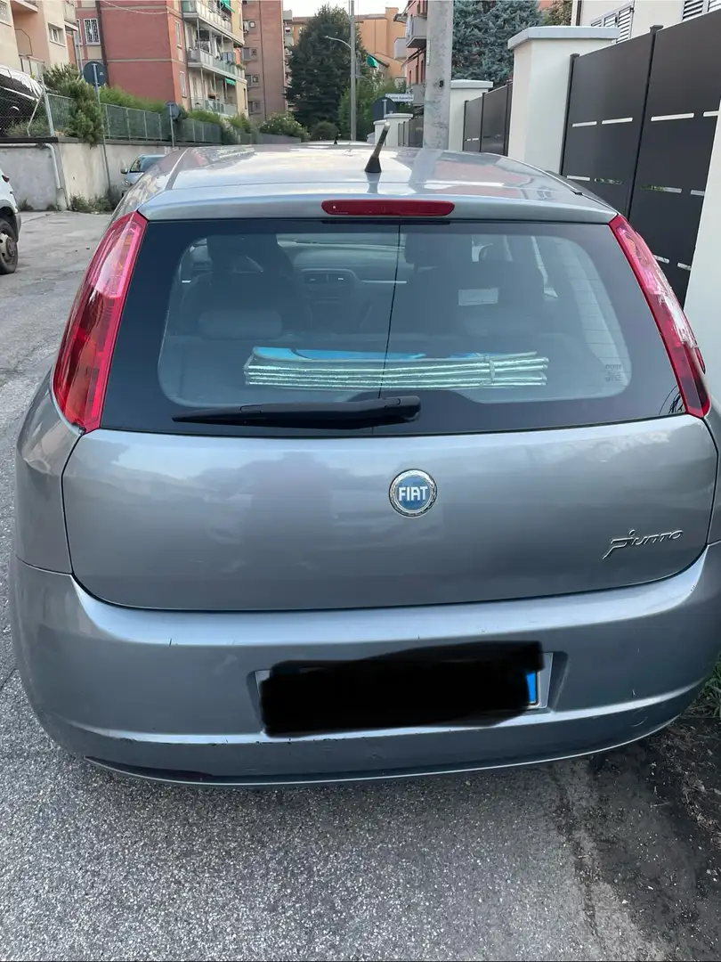 Fiat Grande Punto 5p 1.2 Active c/clima 65cv - 2