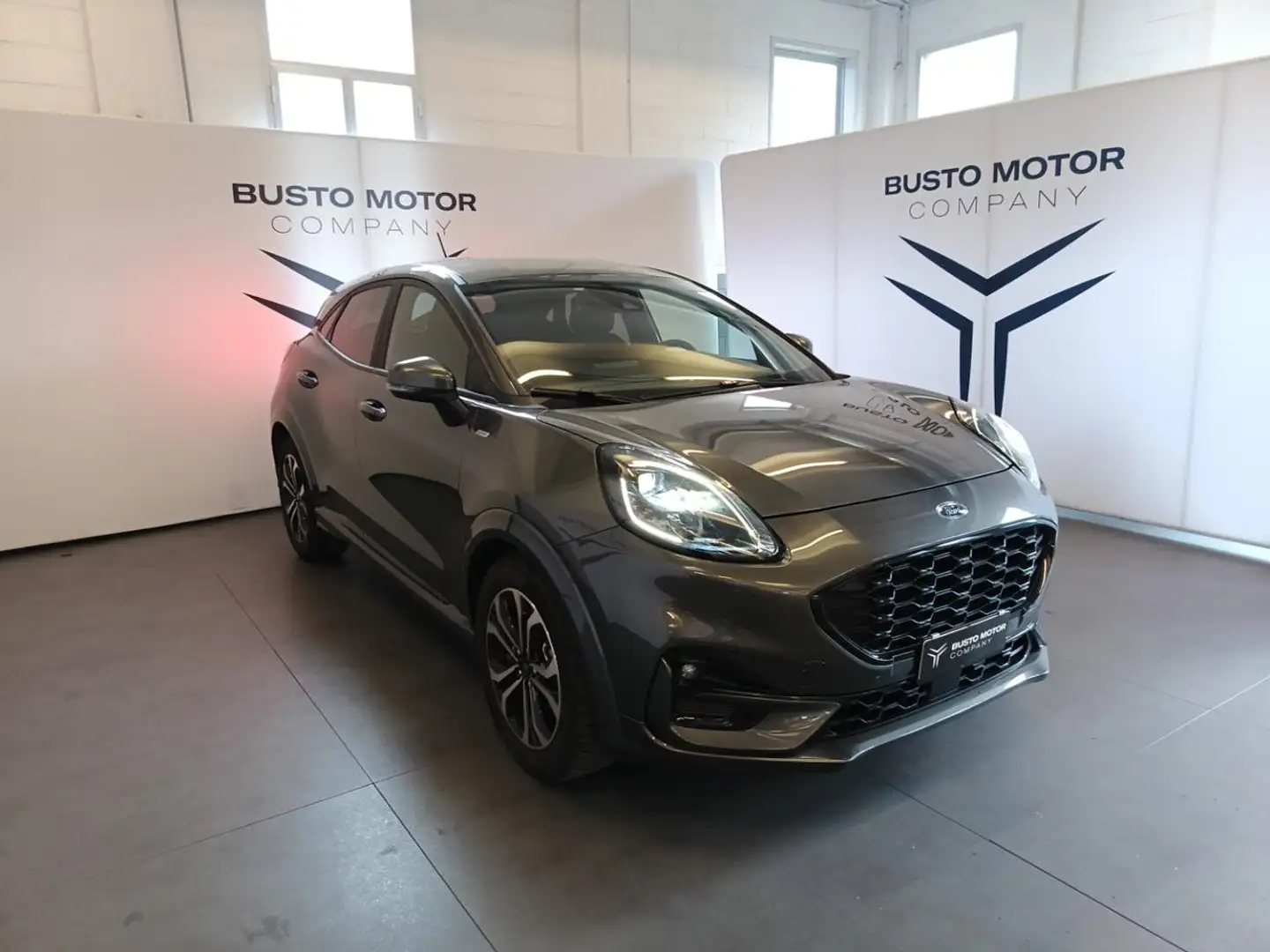 Ford Puma 1.0 EcoBoost Hybrid 125 CV S&S ST-Line X Grigio - 1