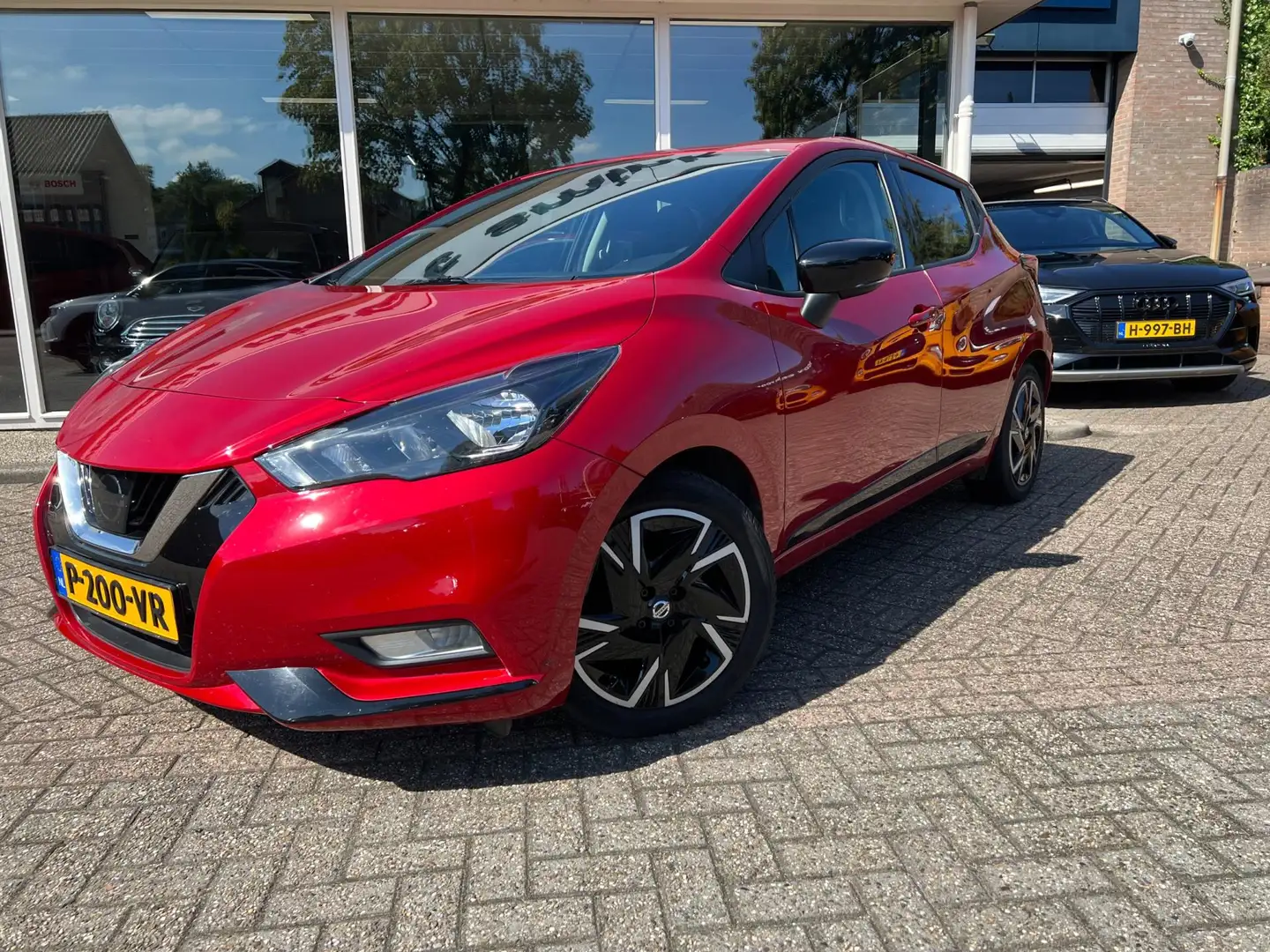 Nissan Micra 1.0 IG-T N-Design Rood - 2