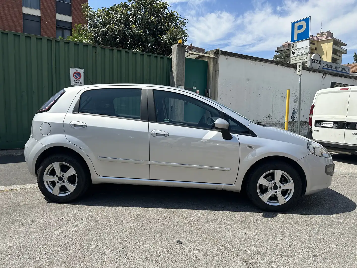 Fiat Punto Evo 5p 1.4 Dynamic 77cv - euro 5 - ok neop - 2