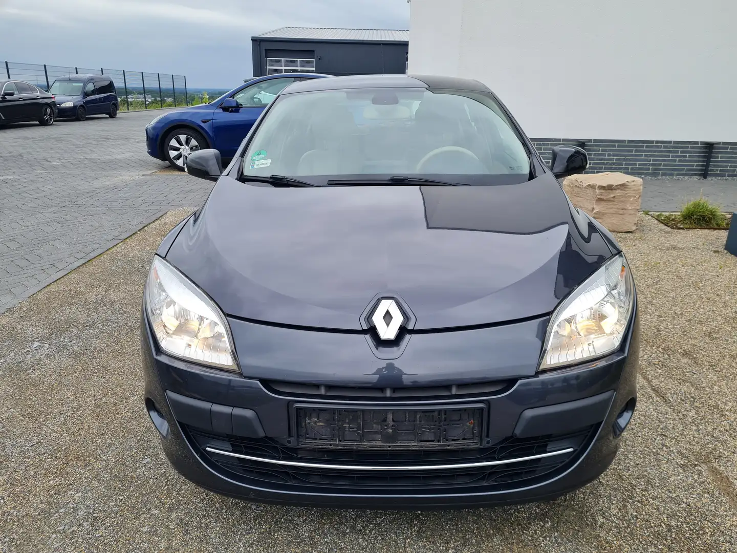 Renault Megane BOSE Edition Grau - 2