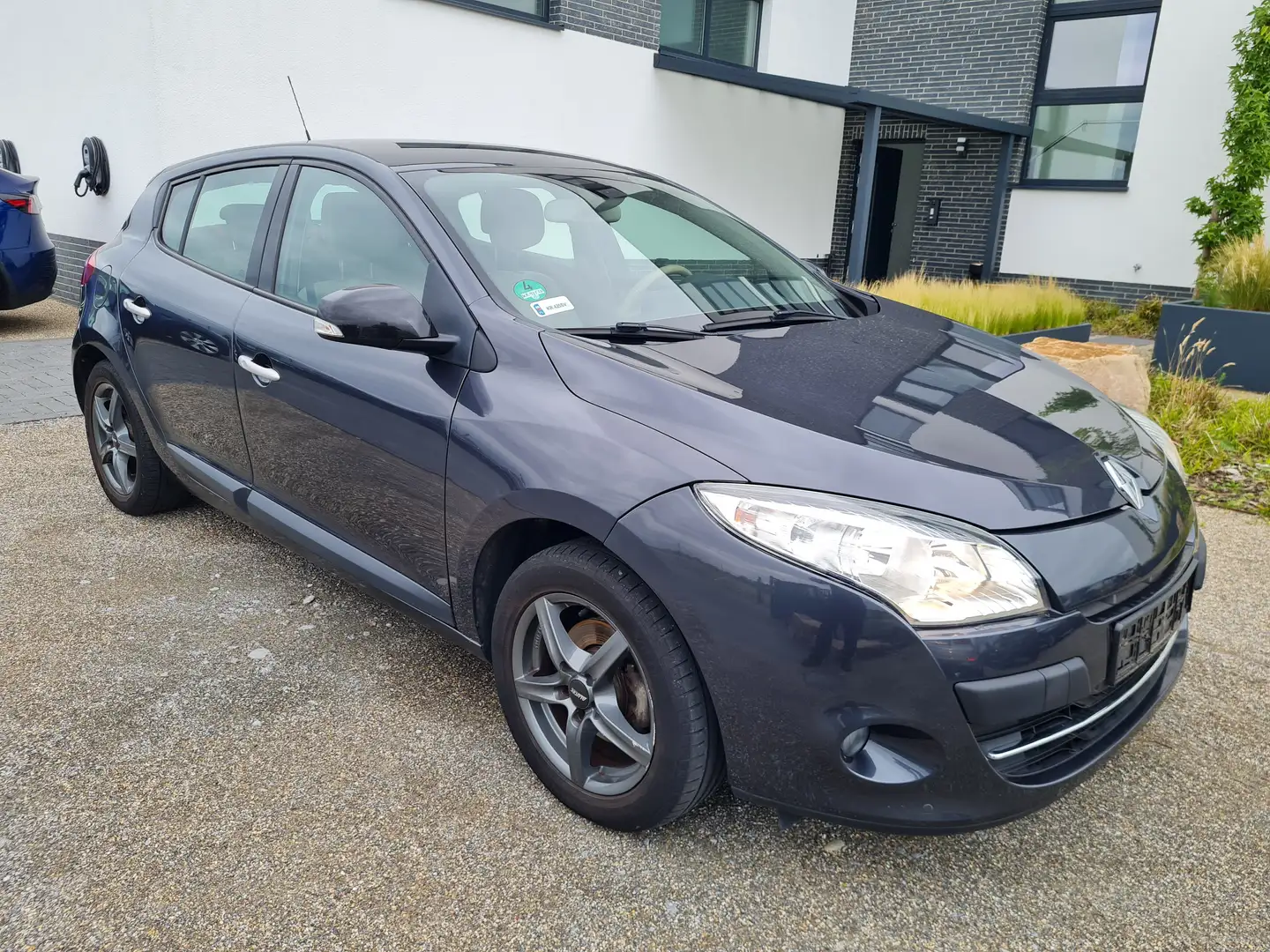 Renault Megane BOSE Edition Grau - 1