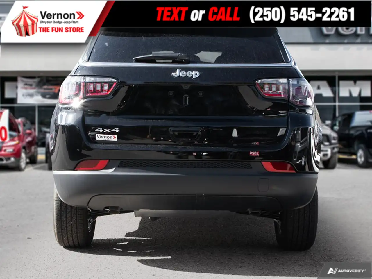 Jeep Compass снимка Jeep Compass