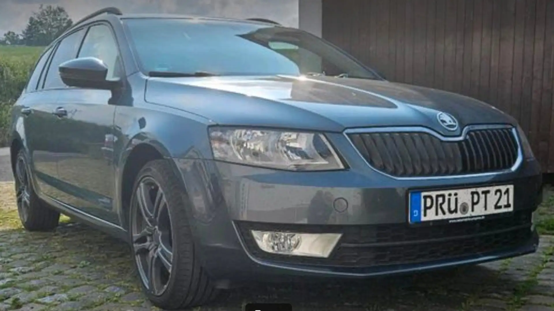 Skoda Octavia Octavia Combi 2.0 TDI (Green tec) Joy Šedá - 1