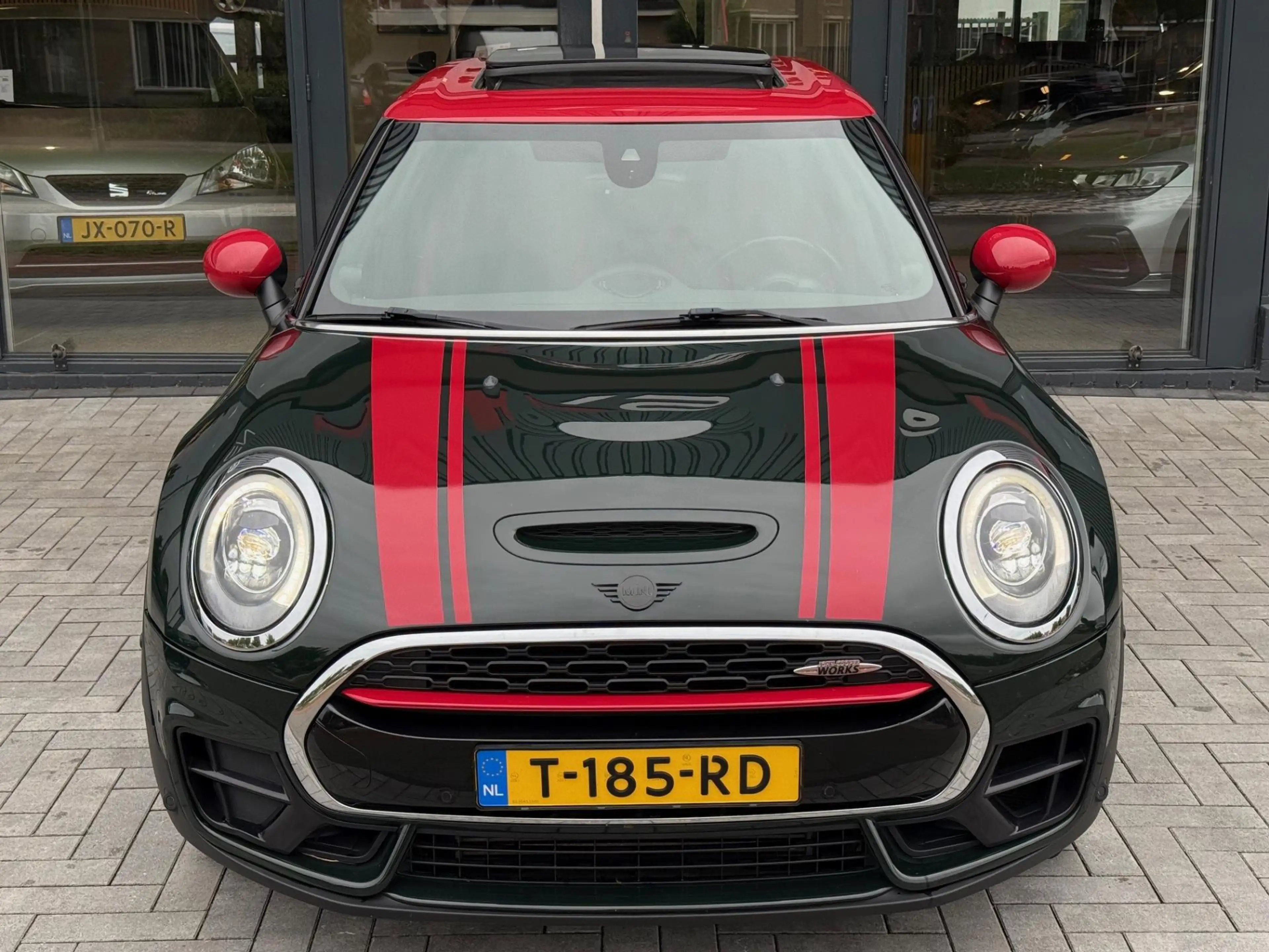 MINI John Cooper Works Clubman Mini 2.0 ALL4 Chili 230pk Pano Camera Alcantara Ha — photo 3