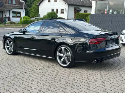 Annonce voiture d'occasion Audi S8 - CARADIZE