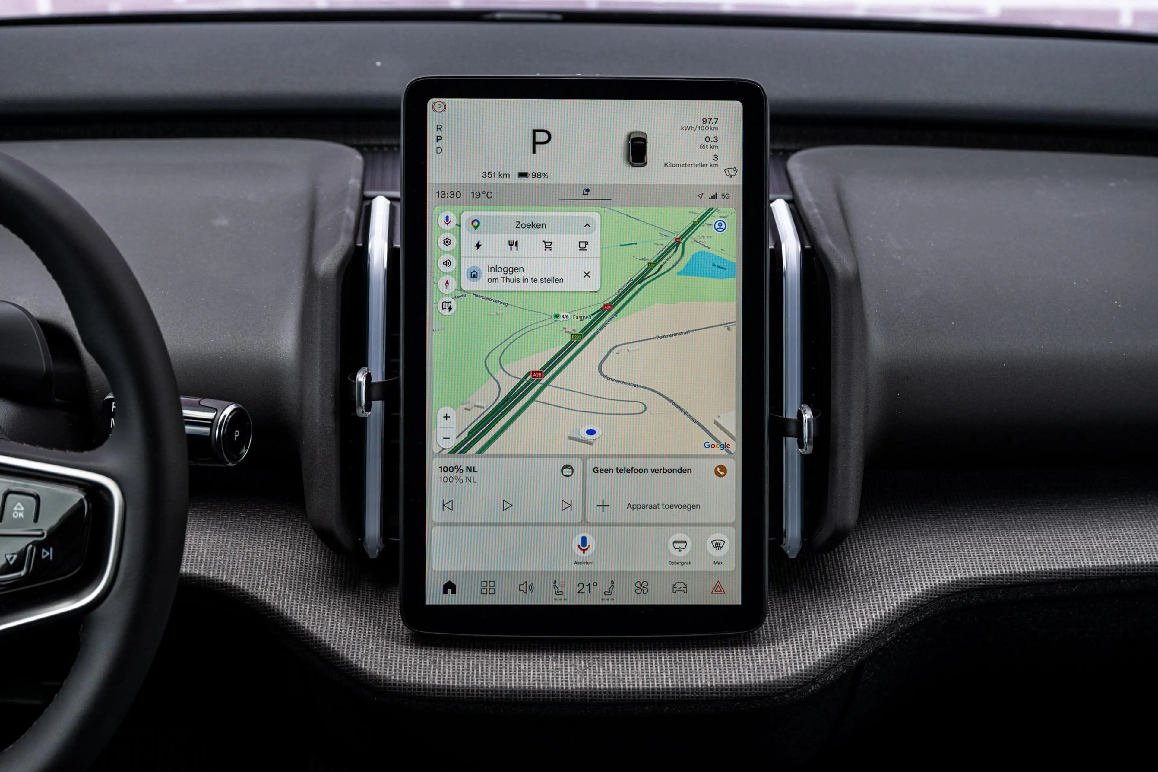 Volvo EX30 P5 Long Range Plus Black Edition Europa 69 kWh | B — photo 13