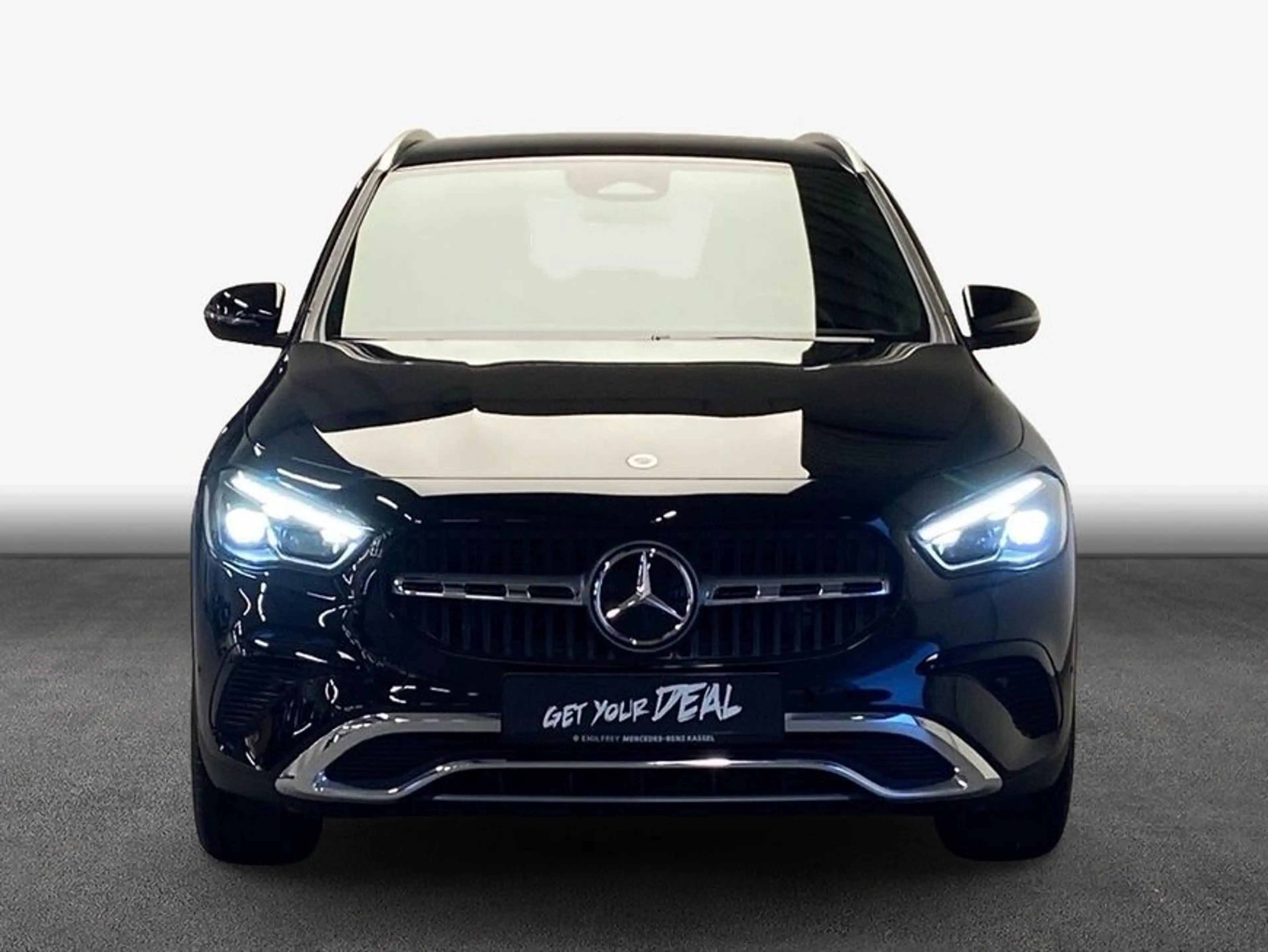 Mercedes-Benz GLA 180 GLA — photo 3