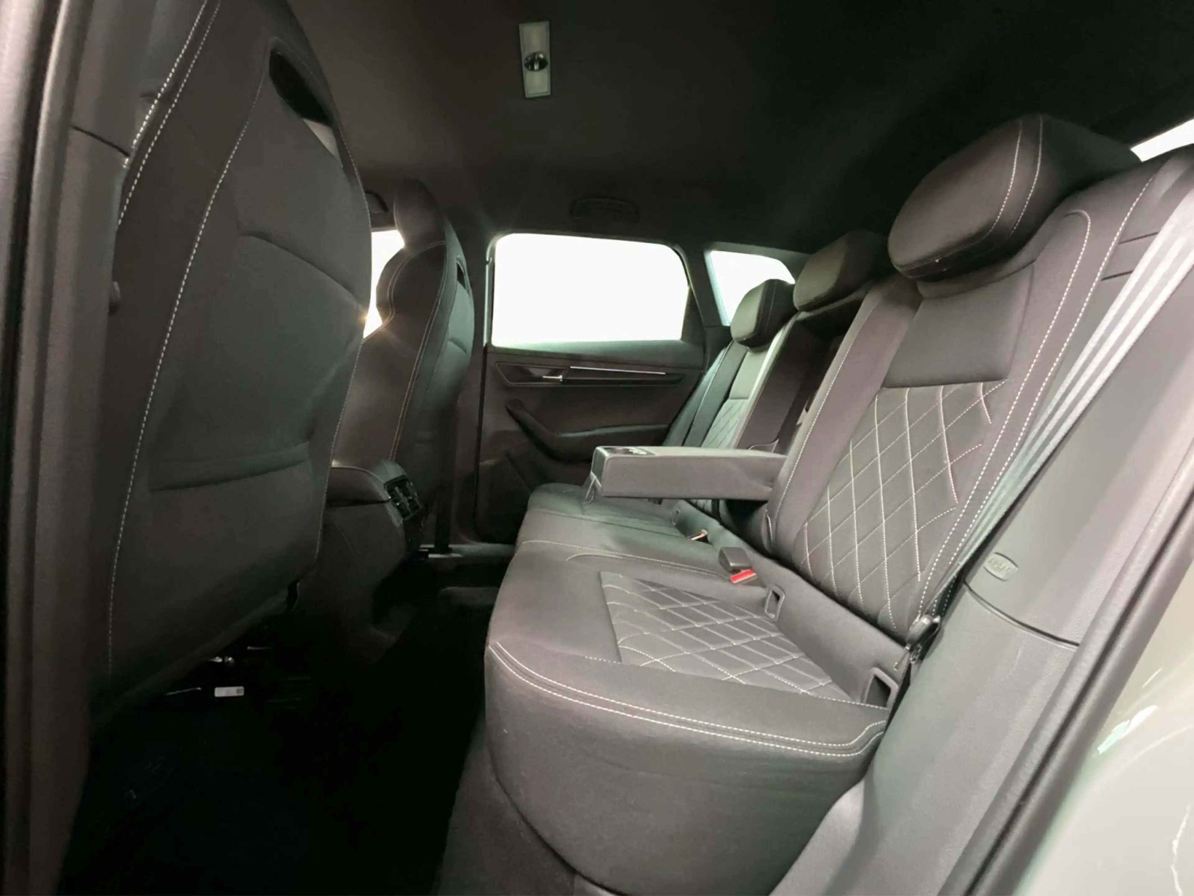 Skoda Karoq Sportsline+DSG+P.Travel+AHK+Easy-Open+Led+Navi — photo 15