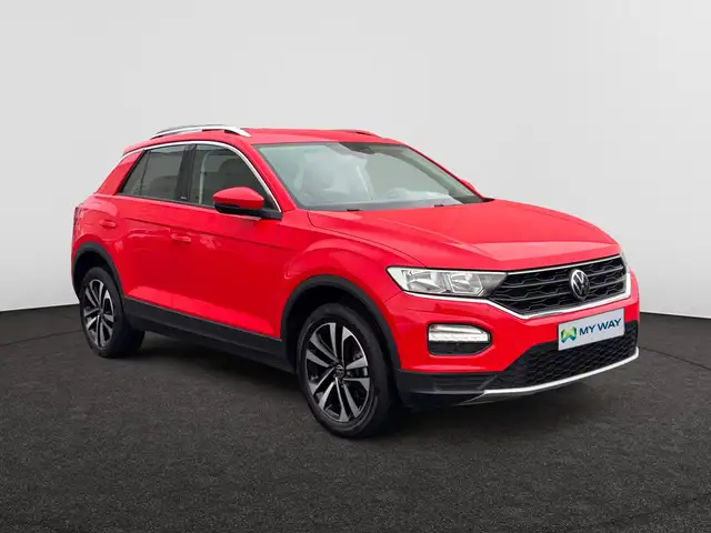 Volkswagen T-Roc view 4