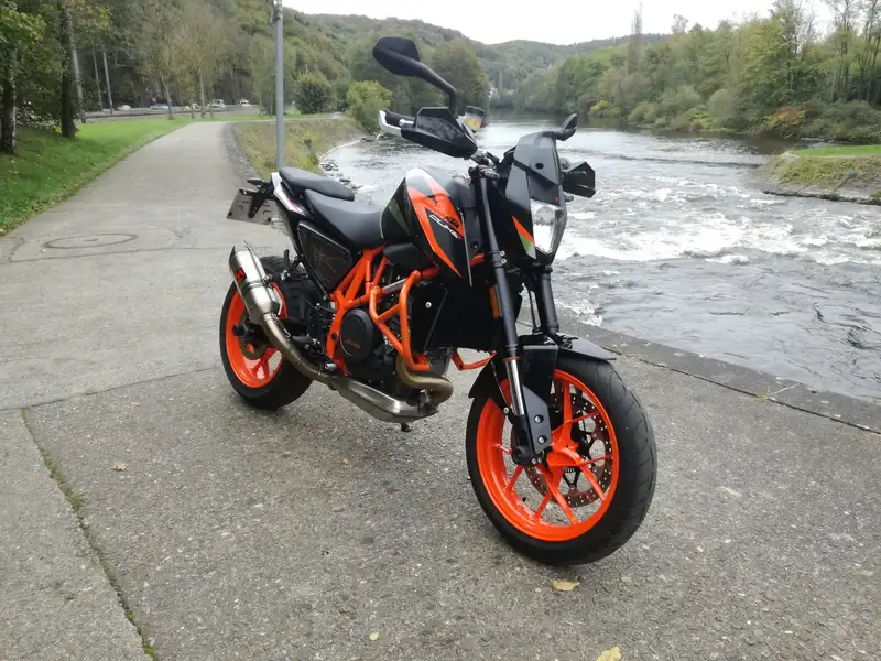 KTM 690 Duke
