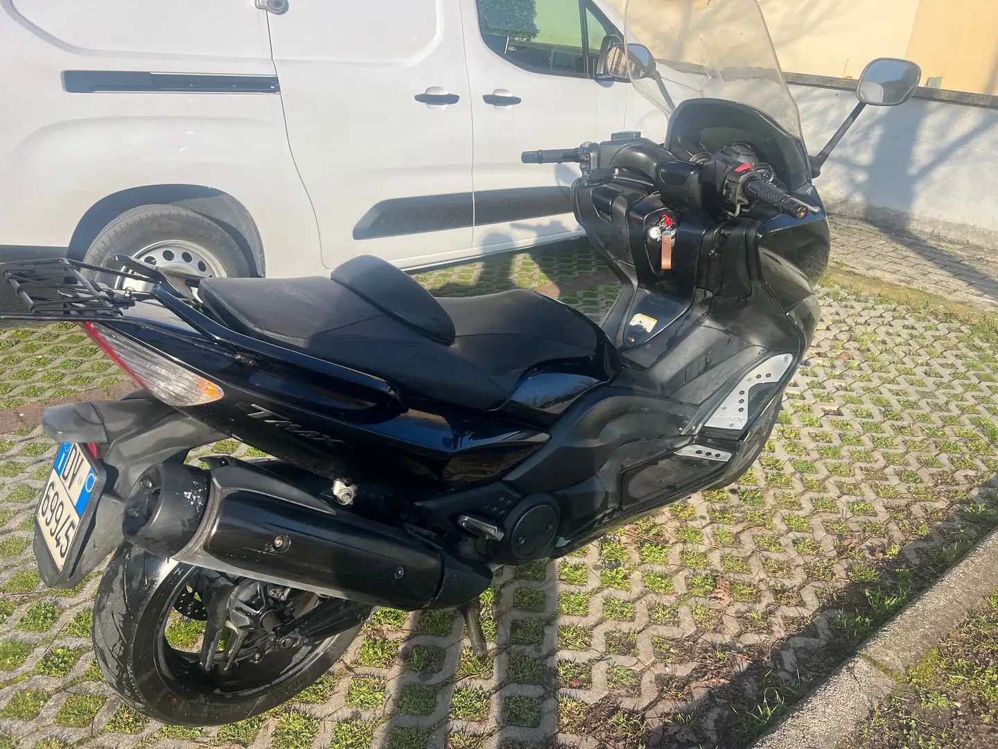 Yamaha TMAX 500 ABS Černá - 1