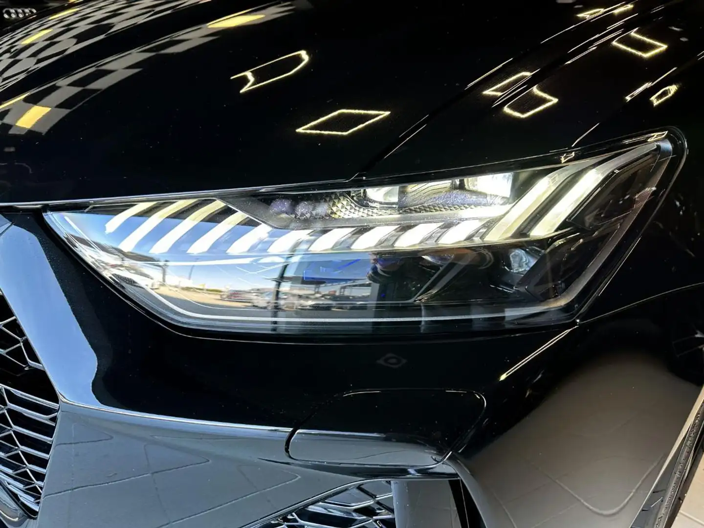 Audi RS6 Avant 4.0 TFSI V8 quattro tiptronic Performance Noir - 2