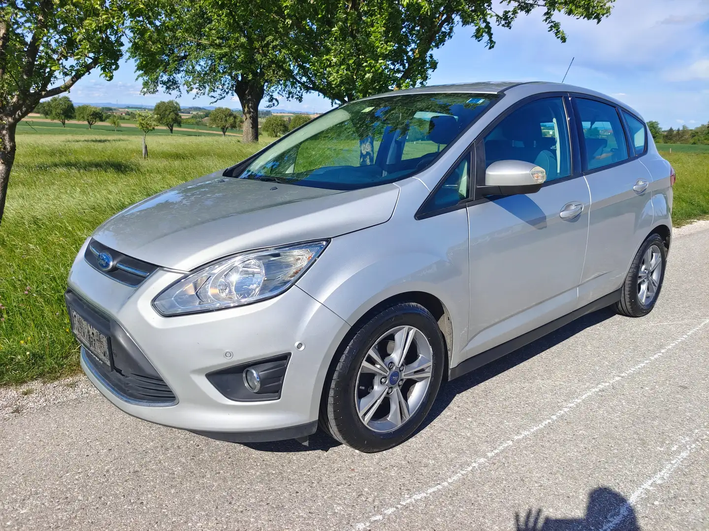 Ford C-Max Sync Edition Silber - 1
